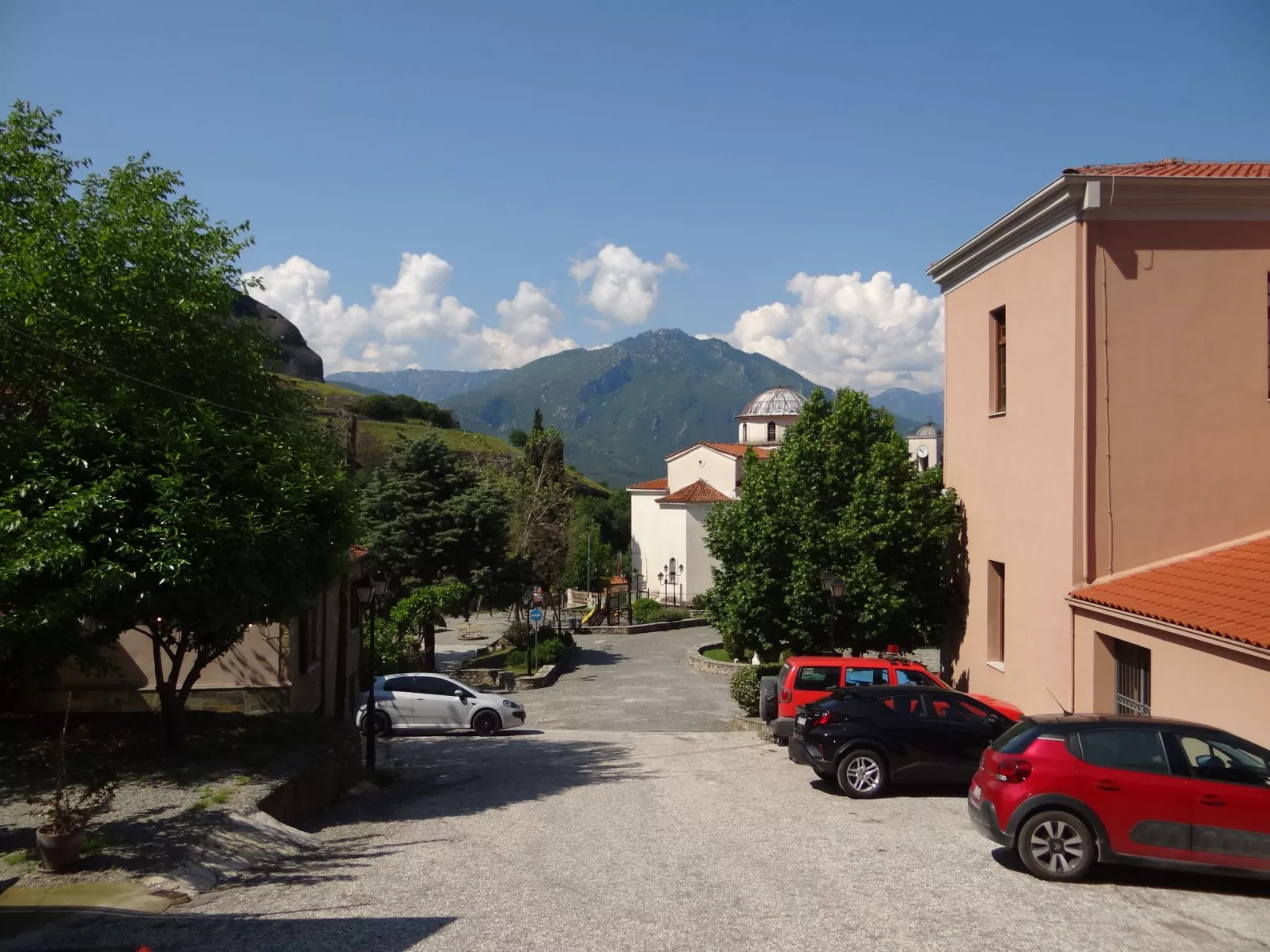 Theofanias Marmorhaus Meteora-Buiten