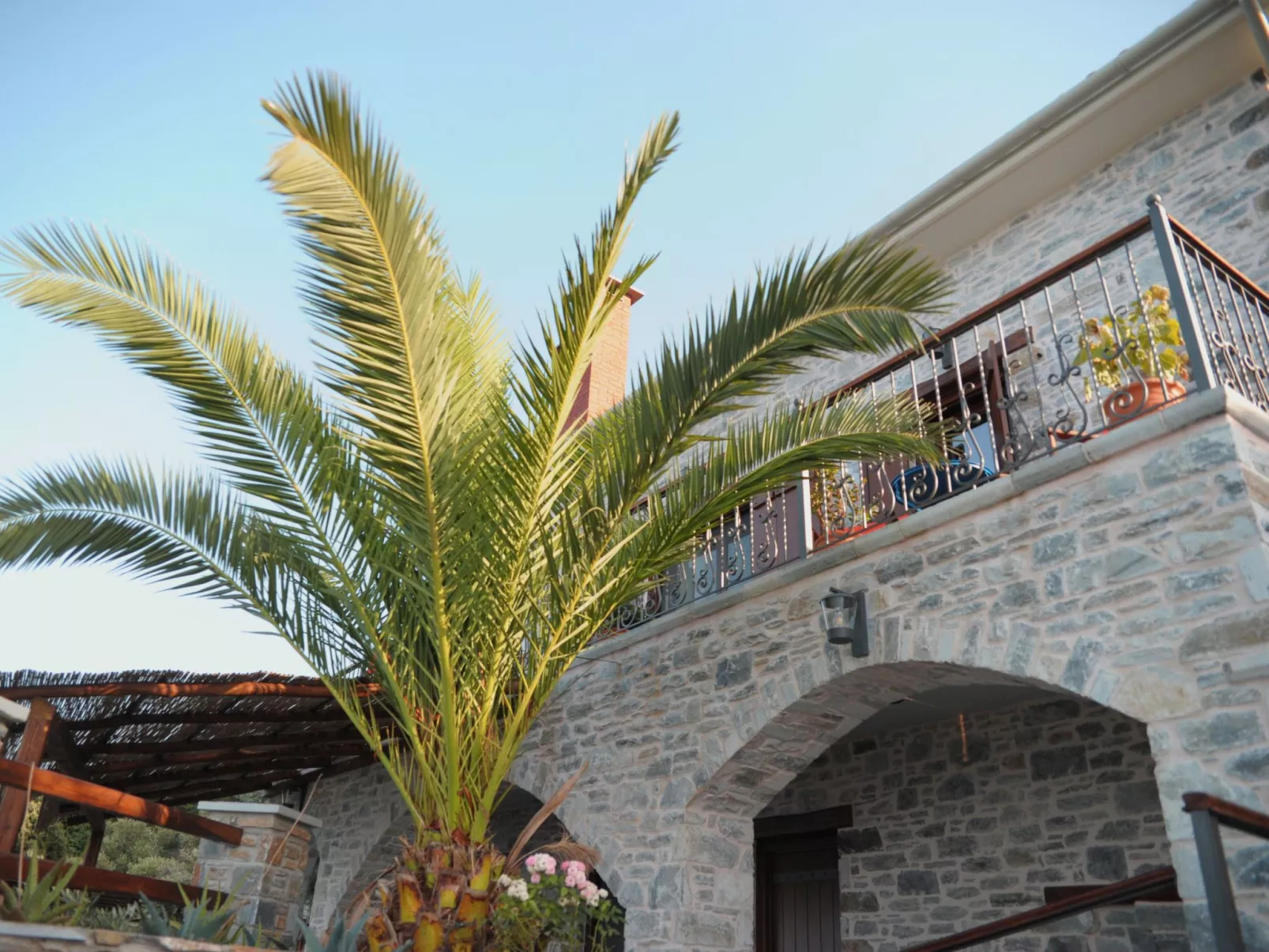 Villa im Grünen-Buiten