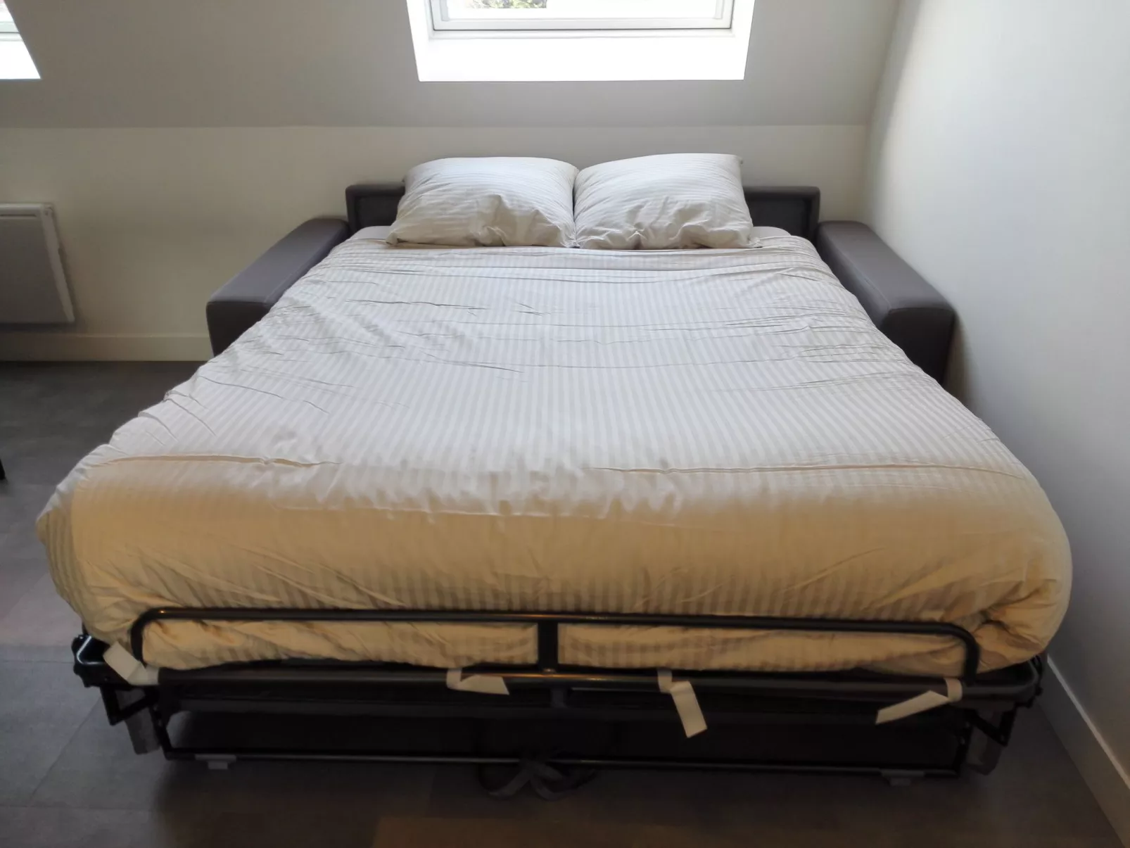 Moderne Duplexwohnung mit Durchgang in der Nähe von SPA-Binnen