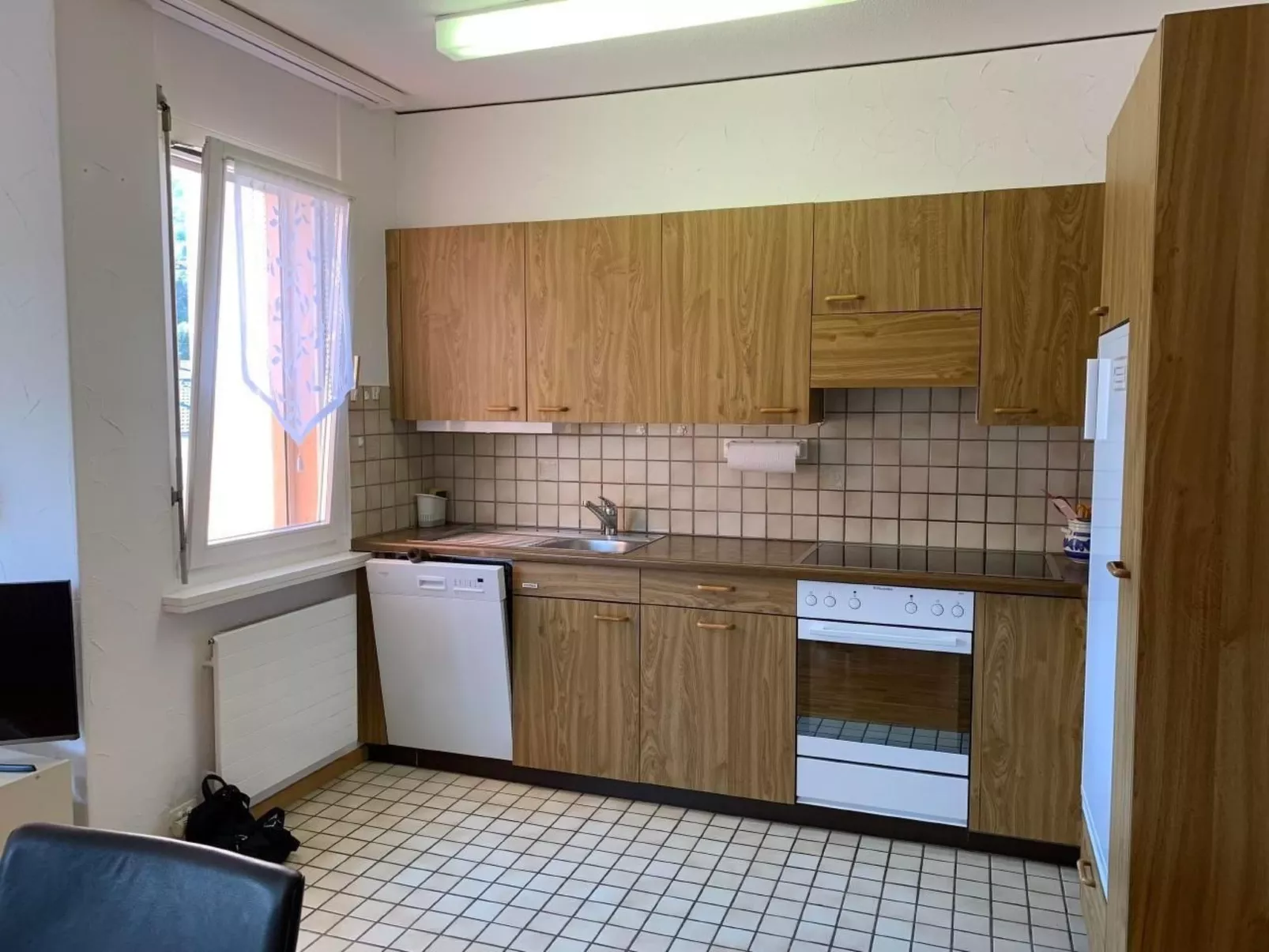 Relax-Image-tags.info