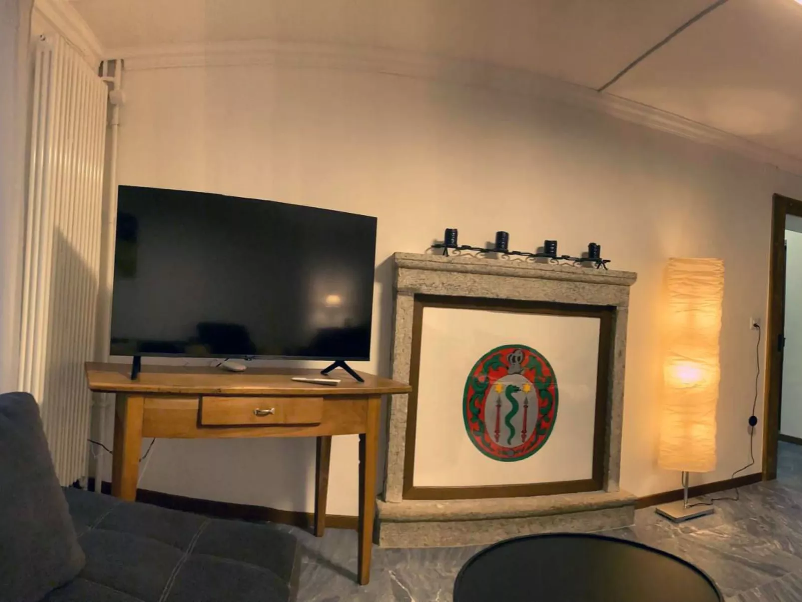 Al Sciresée House, am Fuße des geschützten Waldes-Binnen