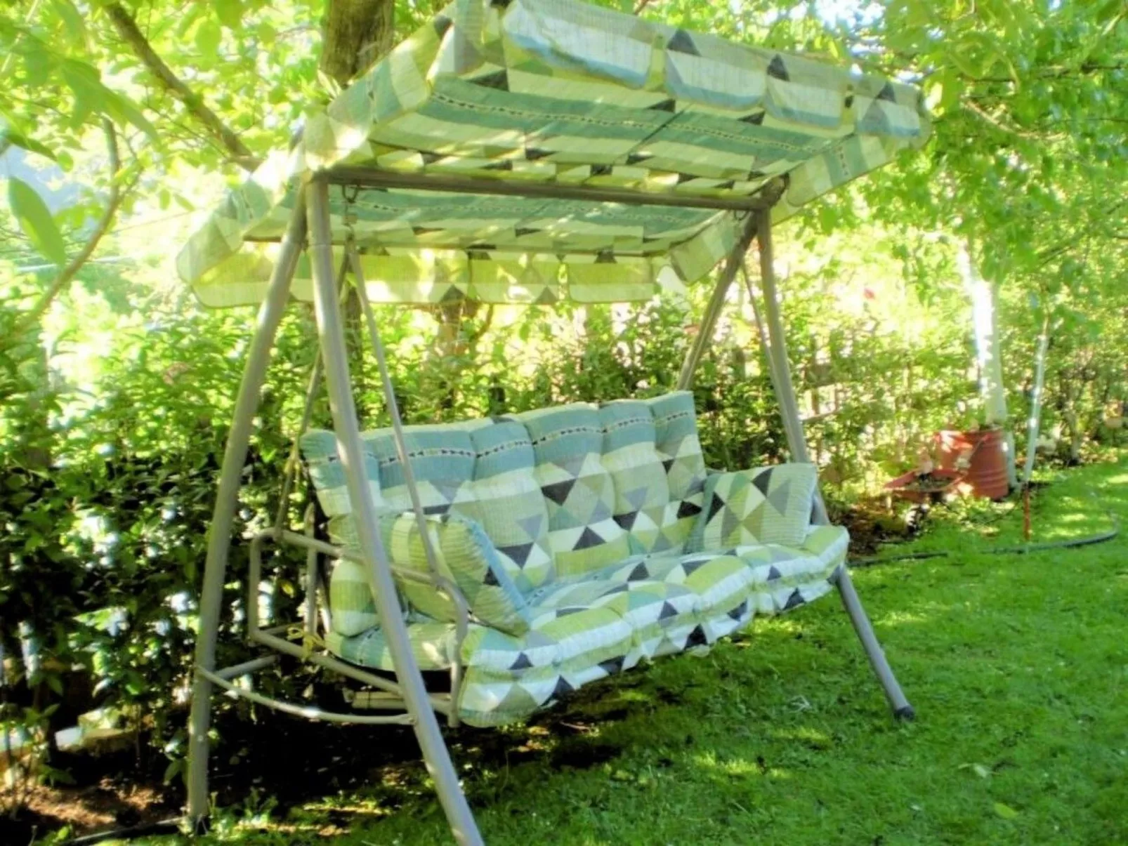 Landgut mit Garten, Grill und Terrasse-Buiten