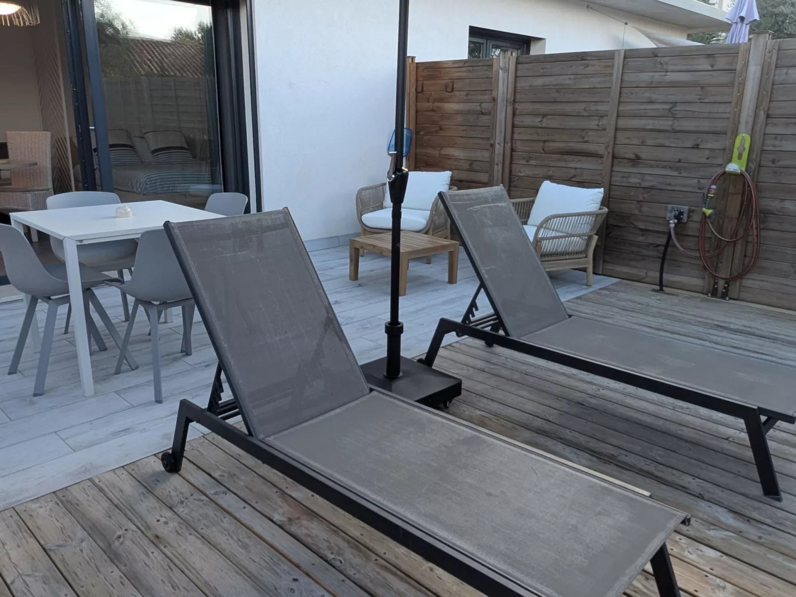 Studiowohnung mit Wallbox-Buiten