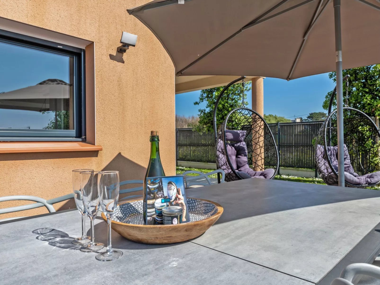 Ferienvilla "Ti Laouen" mit privatem Pool-Buiten