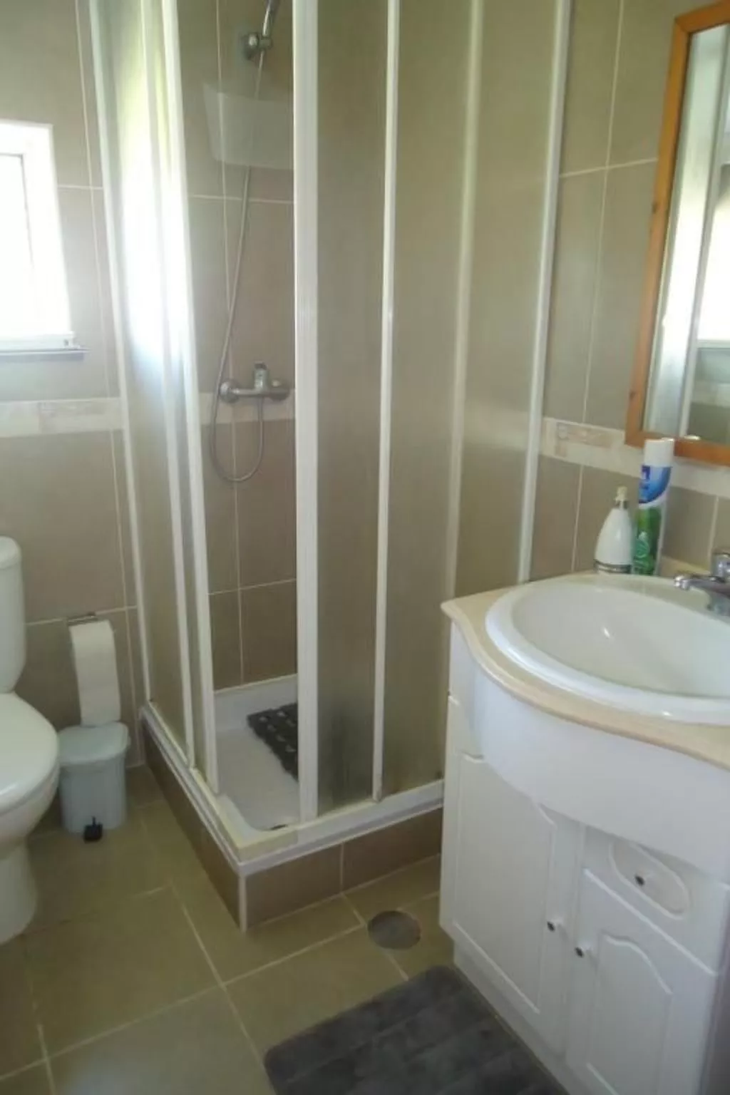 Geräumiges Haus in der Nähe von Angra do Heroismo-Binnen