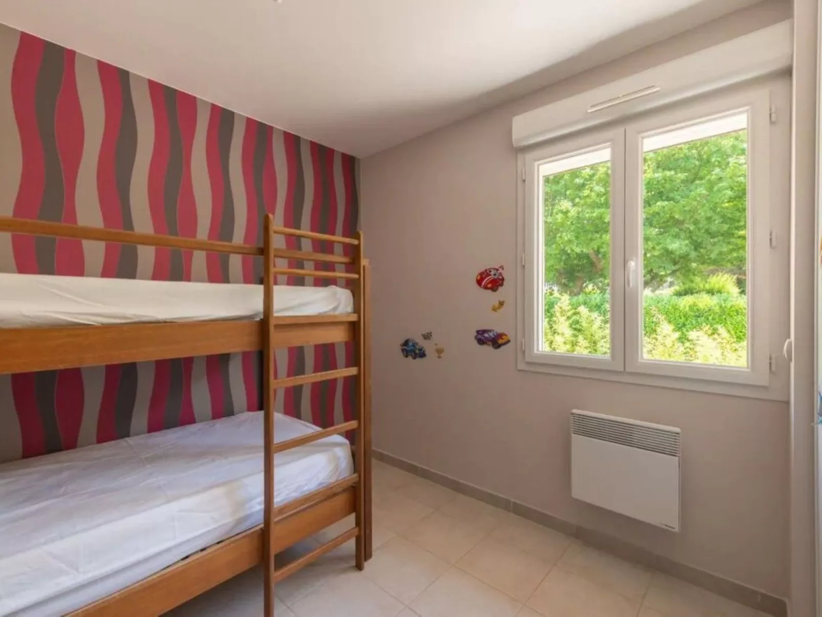 Mit Privatpool in Gagnieres-Binnen