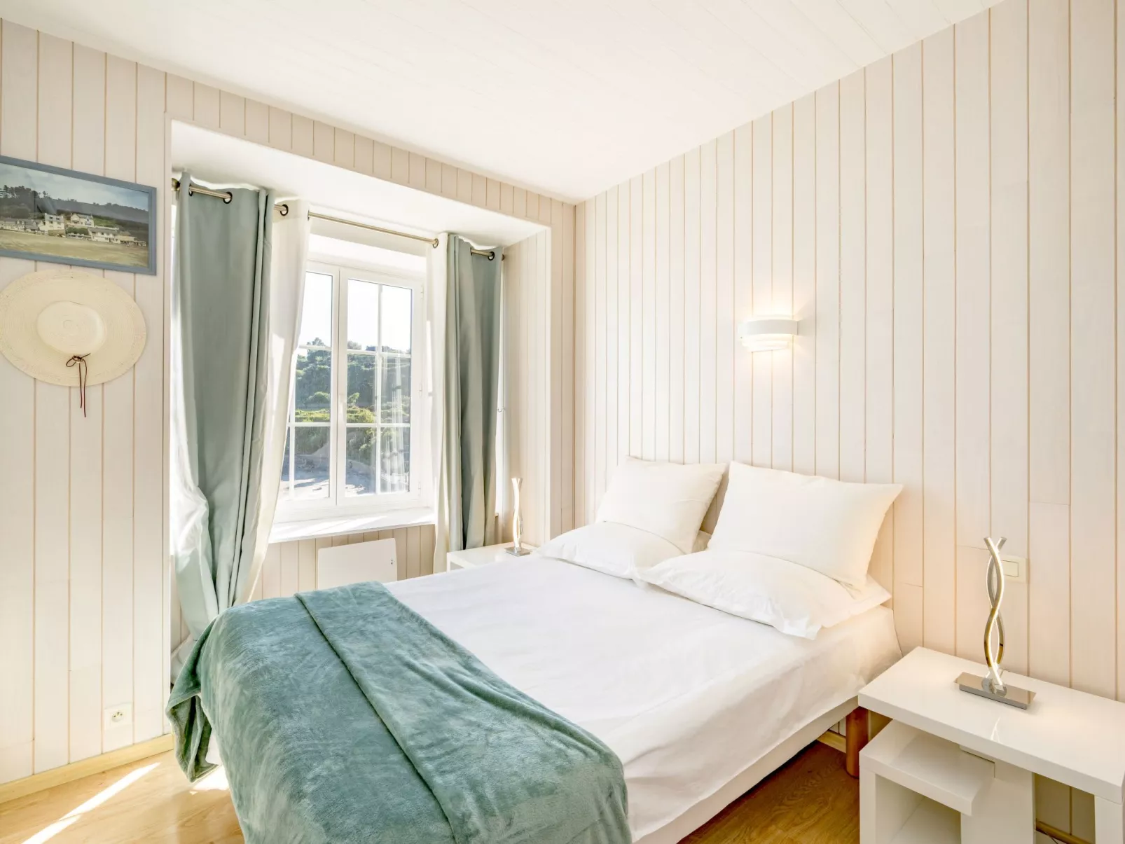 Villa "Ker House" mit Blick auf das Wasser-Binnen