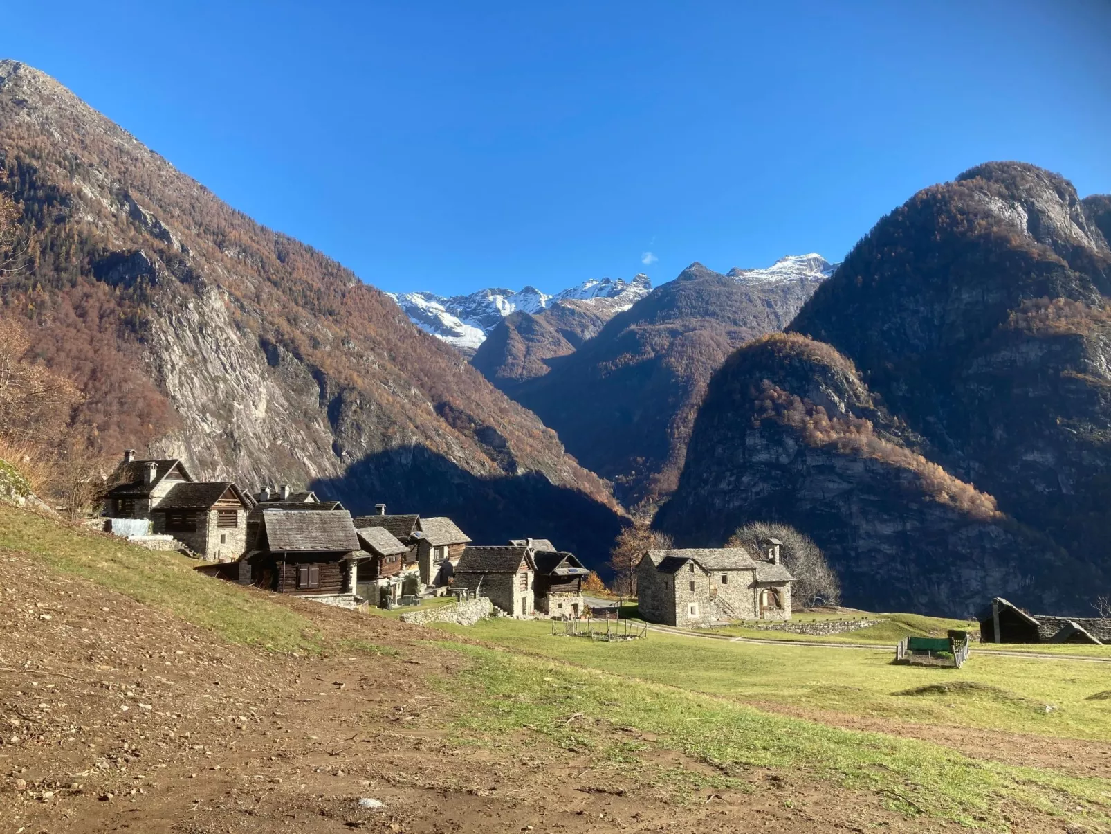 Rustico Monti di Rima-Binnen