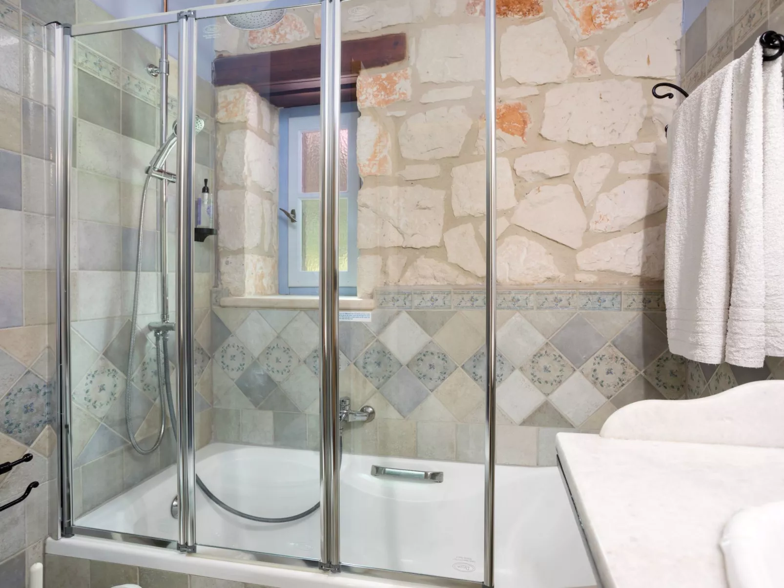 Aresti Mountain Resort Villa Ira mit privatem Pool-Binnen