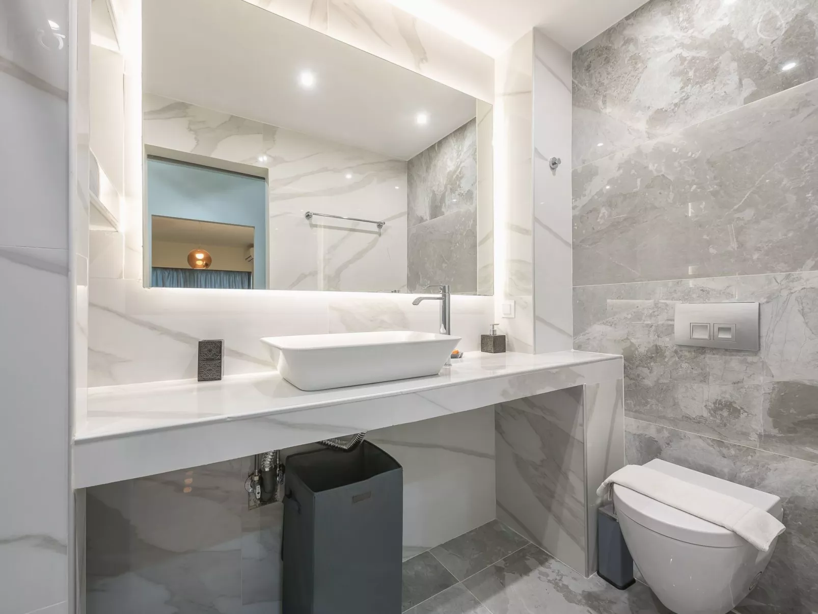 Stilvolle 2 Schlafzimmer, nur wenige Schritte von Fokionos Negri-Binnen