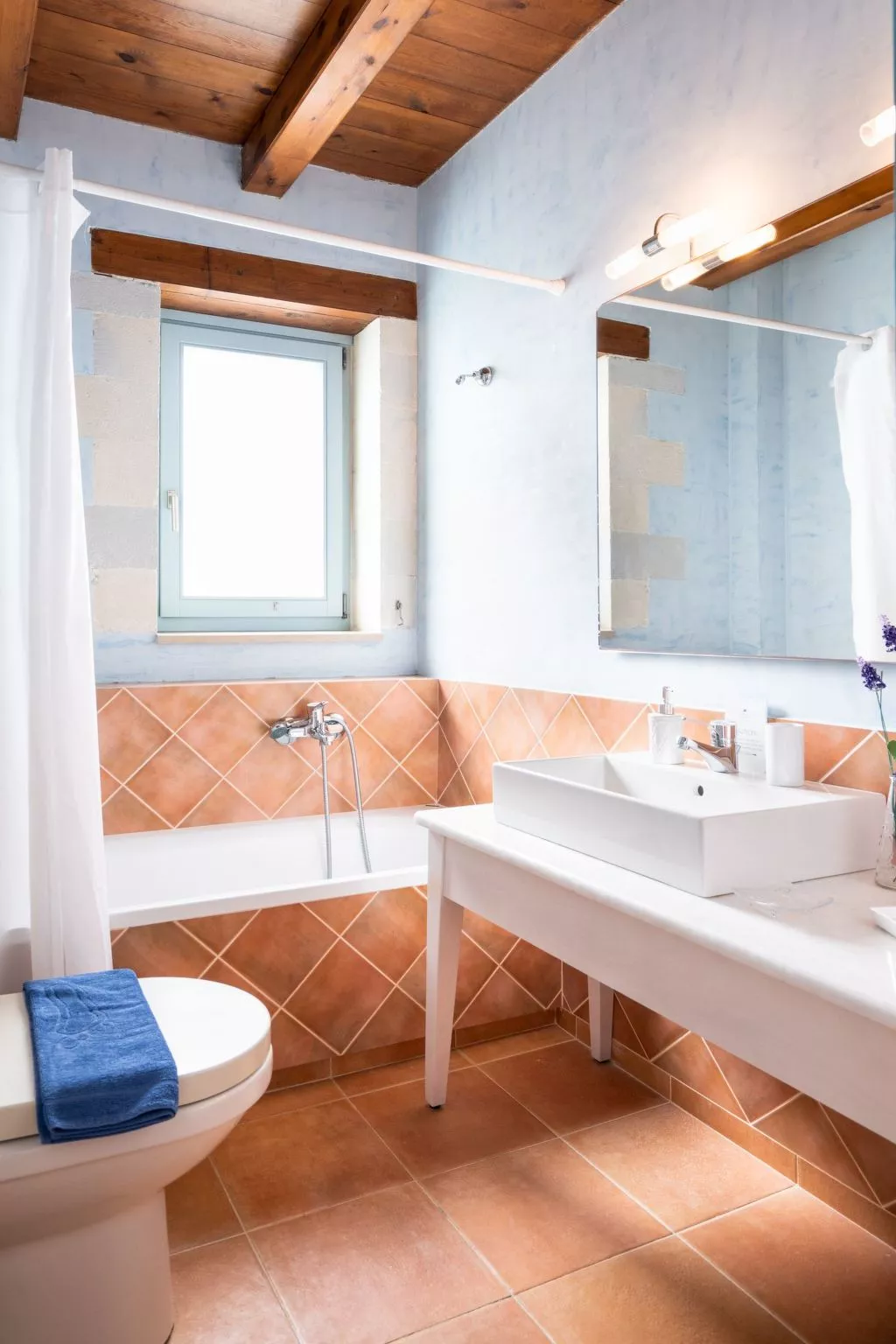 Villa am Strand mit privatem Pool und Tischtennisplatte-Binnen