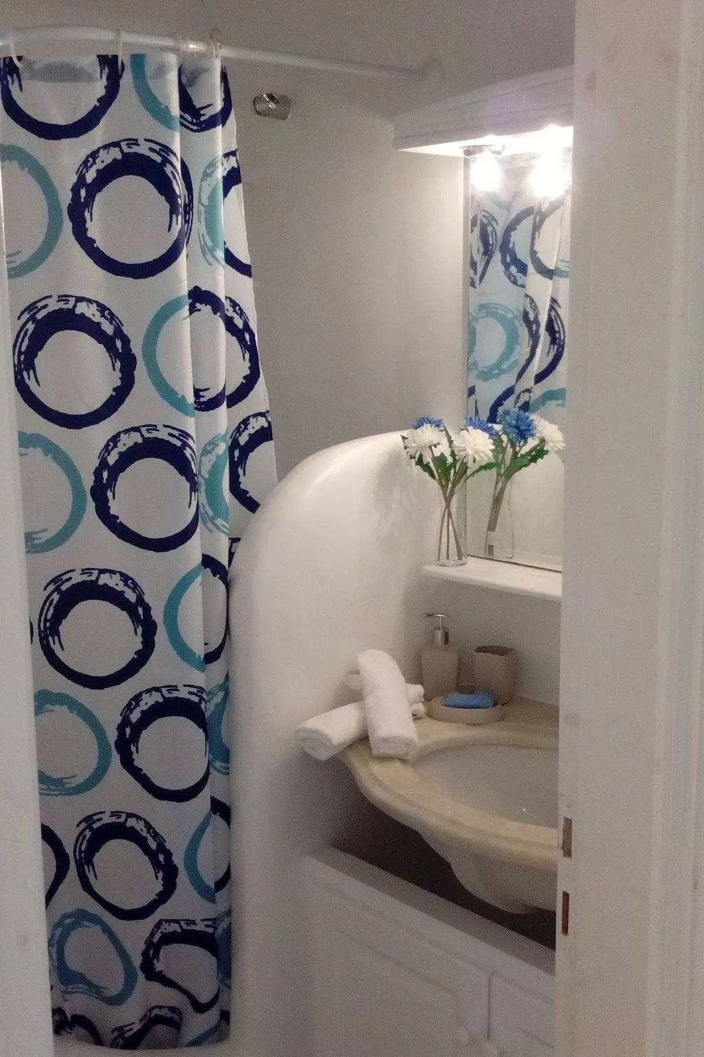 "Mykonian Aroma" mit Pool-Image-tags.info