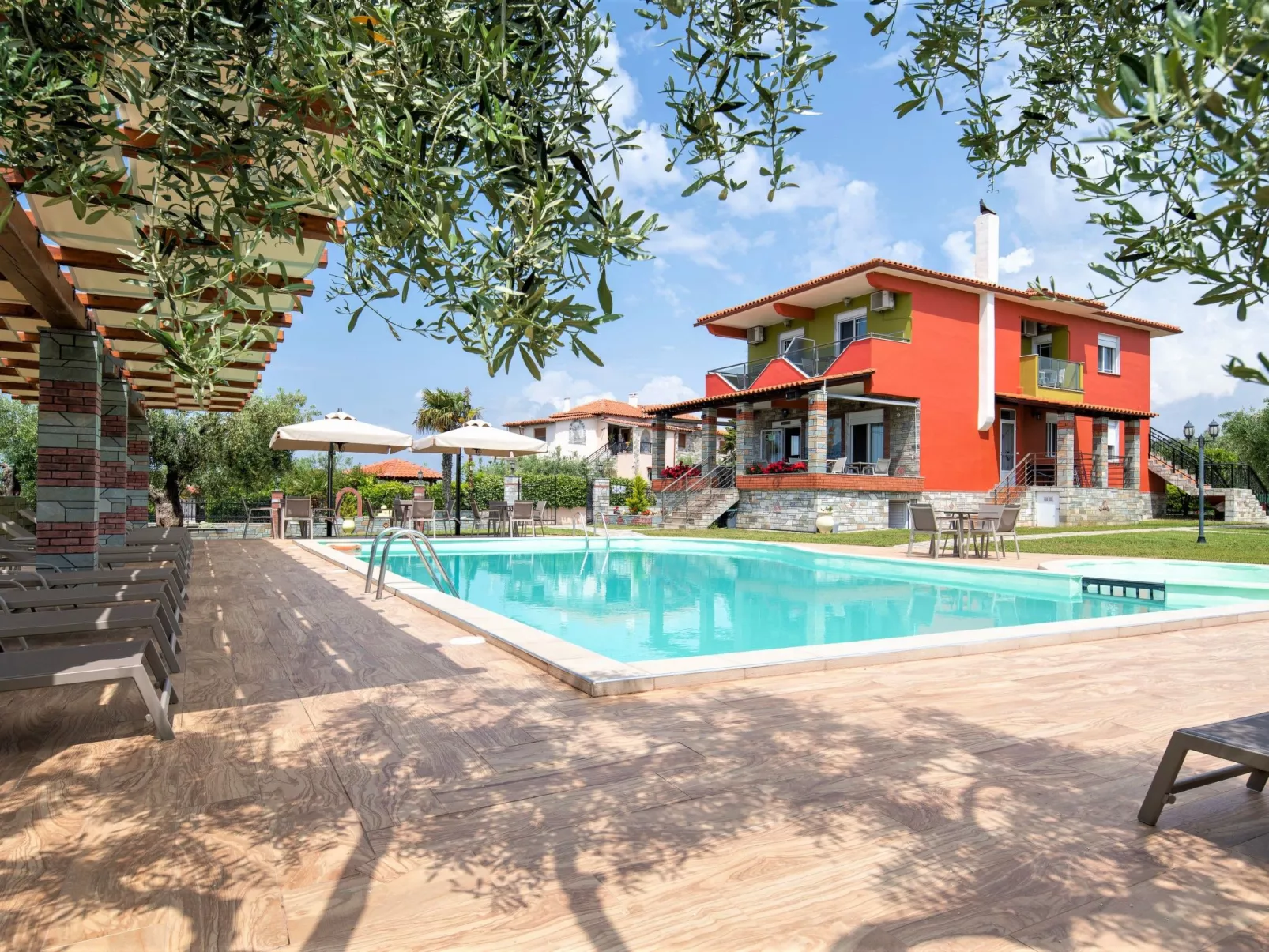 Modernes Studio mit Meerblick-Binnen