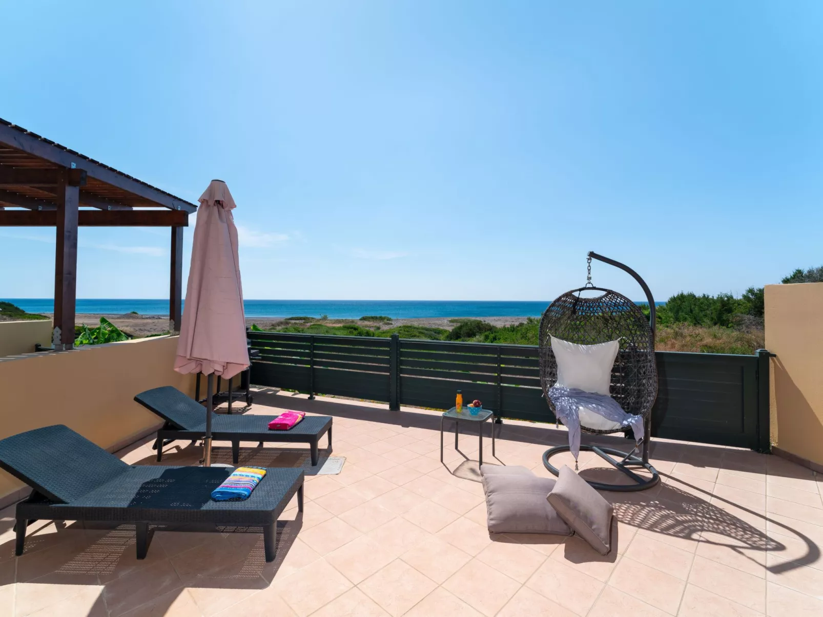 Mare Blu 1 am Strand-Binnen