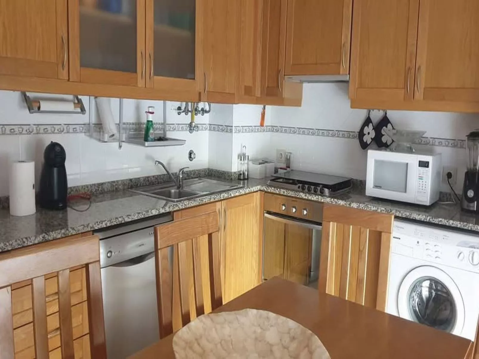 Strandnah und mit Blick auf das Meer-Image-tags.info