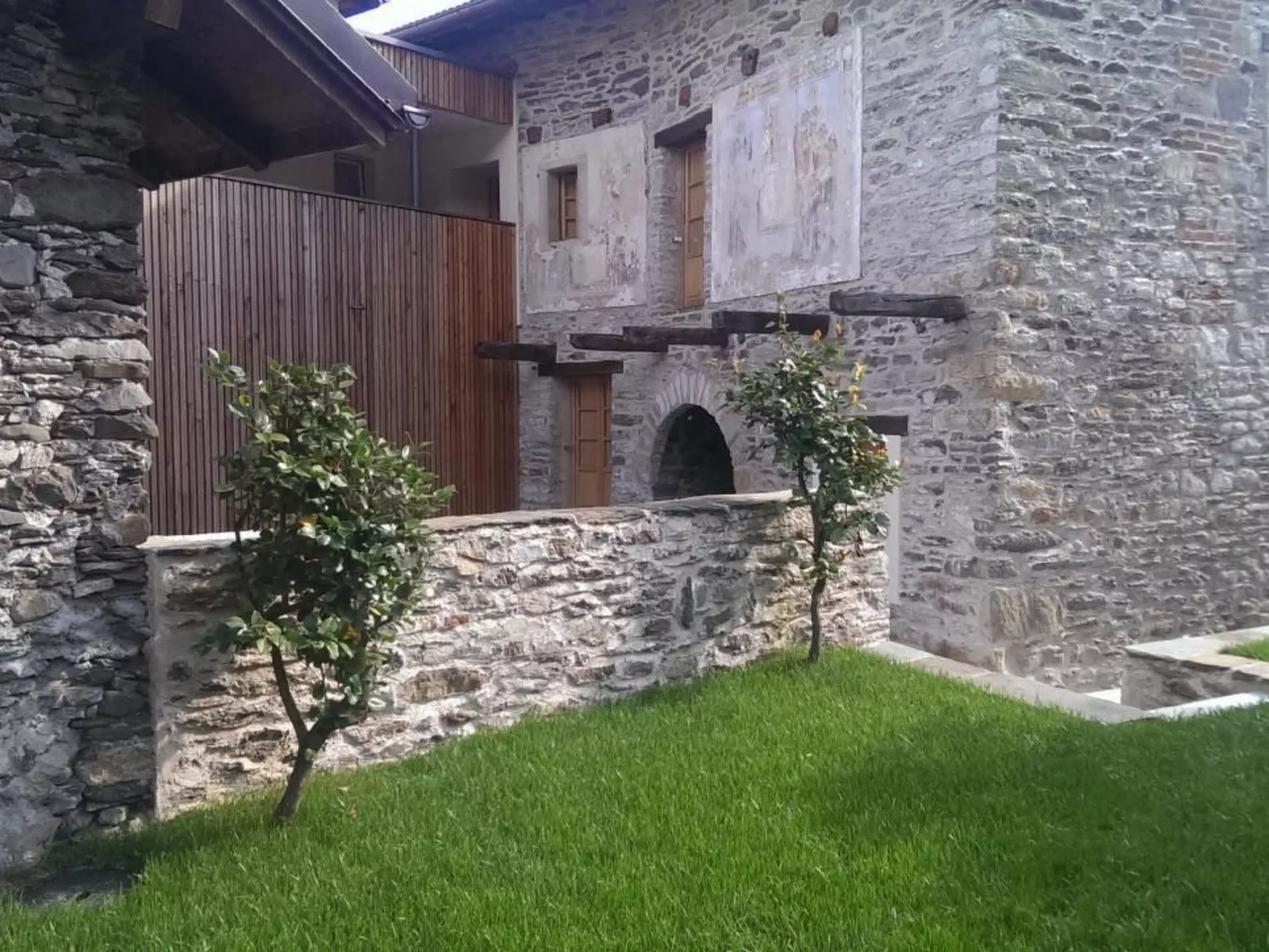 Corte delle Camelie - Wohnung im Erdgeschoss-Binnen