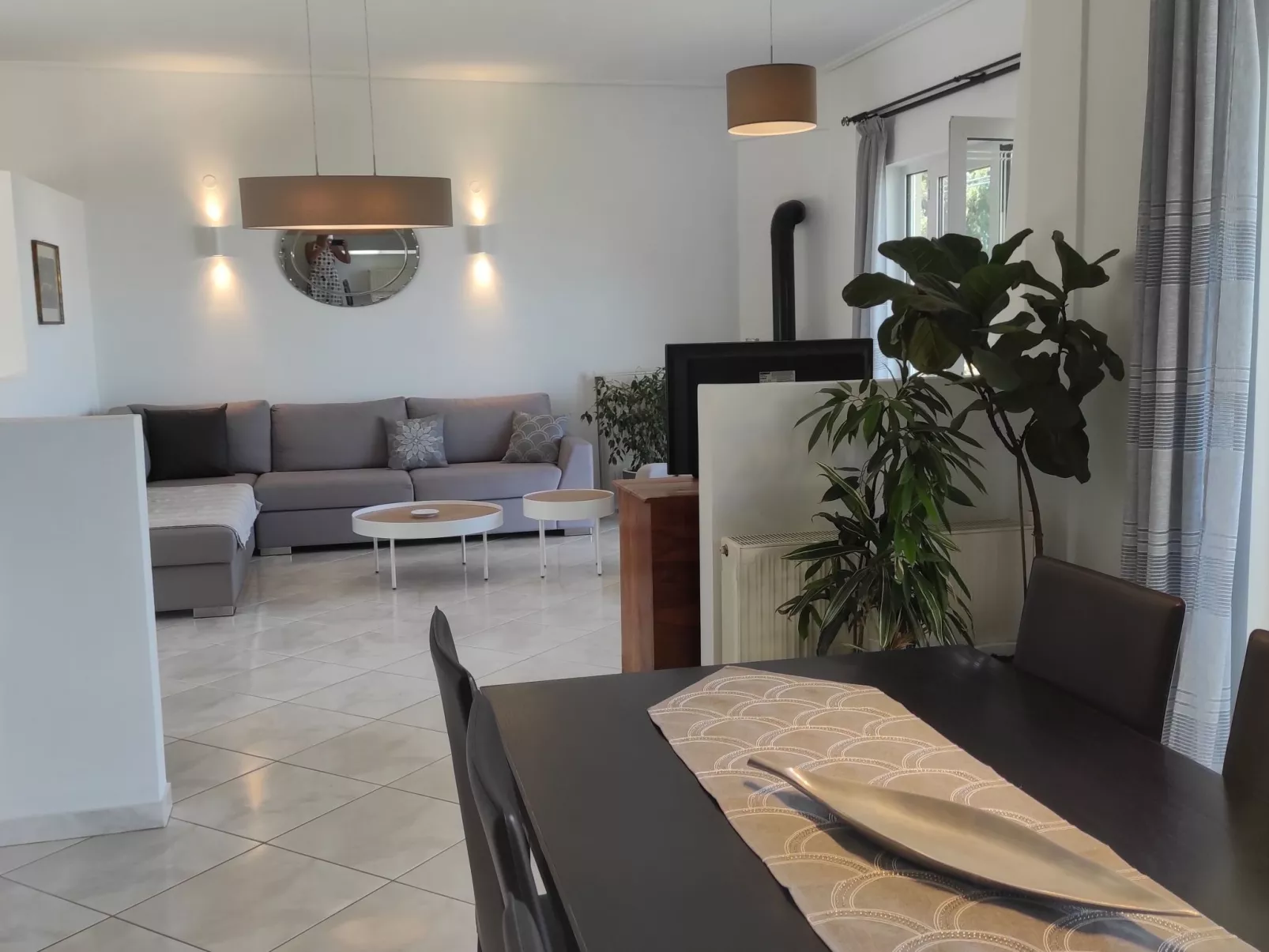 Sea Breeze Villa, atemberaubender Garten mit Meerblick-Binnen