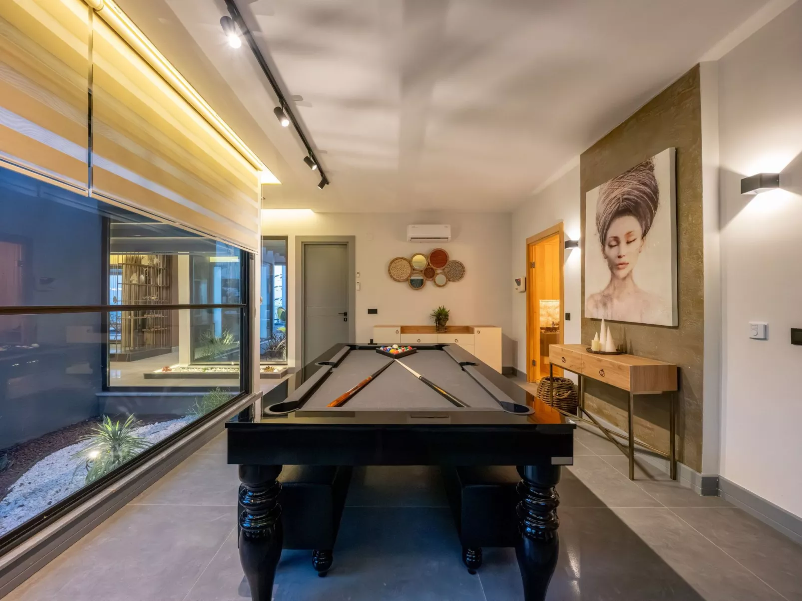 Designervilla mit Sauna Hamam Meerblick-Binnen