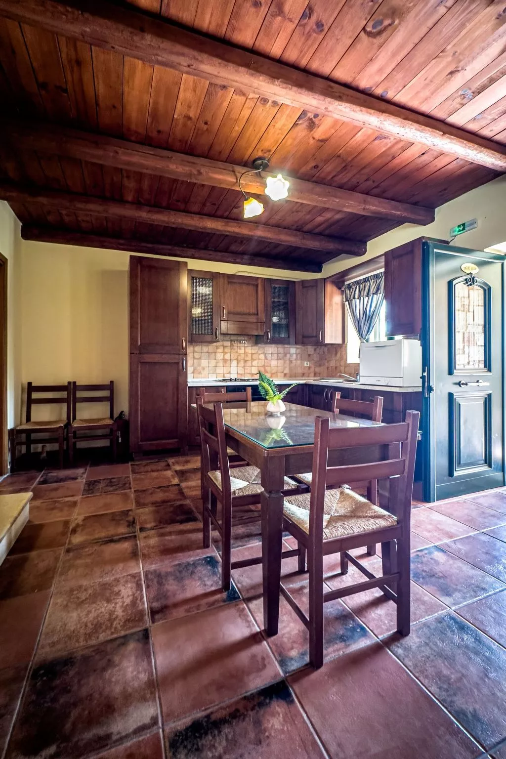 Niriides Villas_Sagini_ 3-Schlafzimmer privater Pool-Binnen