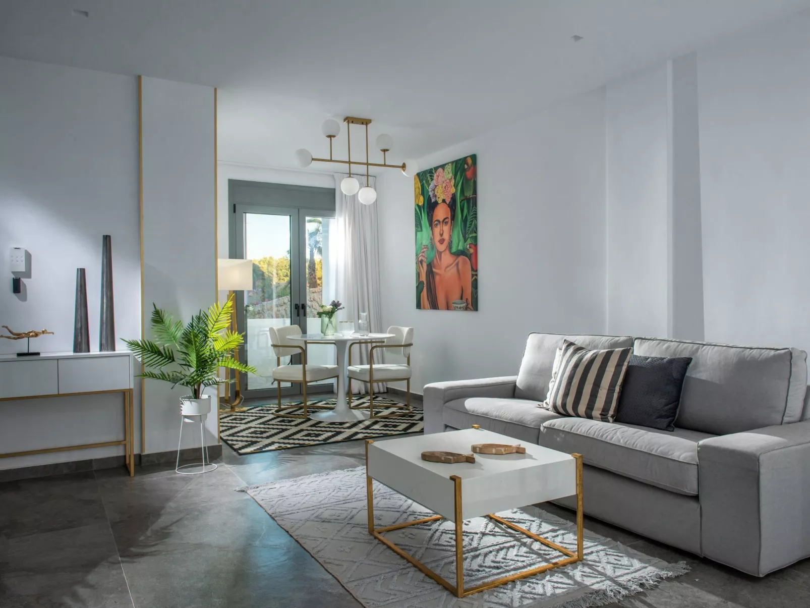 Luxuriös gestaltete Villa mit privatem Pool-Binnen