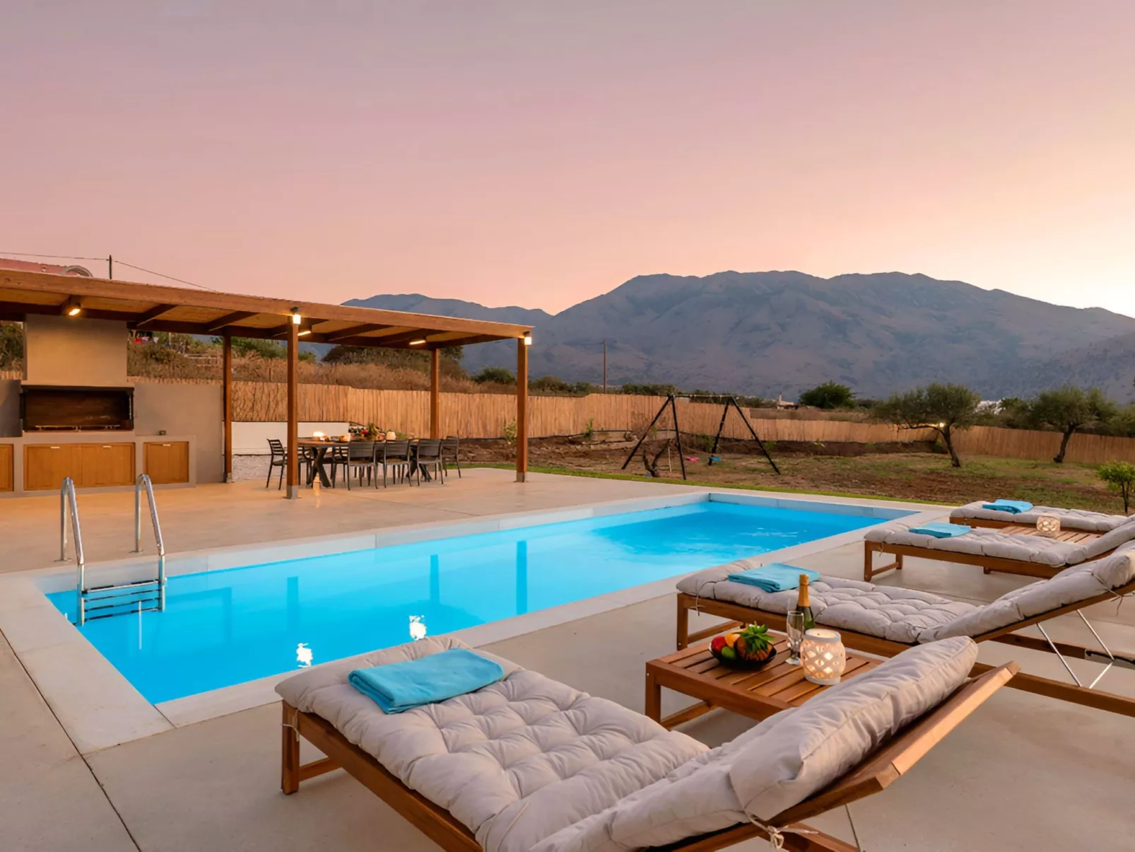 "Vegghera Villa" mit Bergblick-Binnen