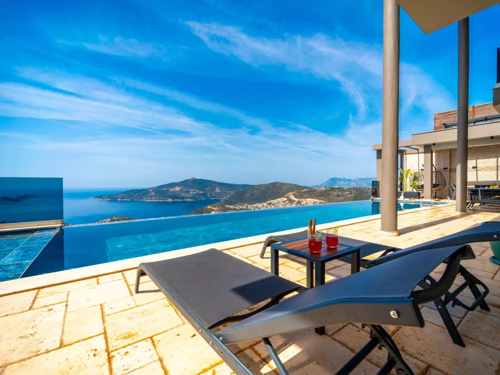 Moderne Luxusvilla mit Meerblick-Binnen