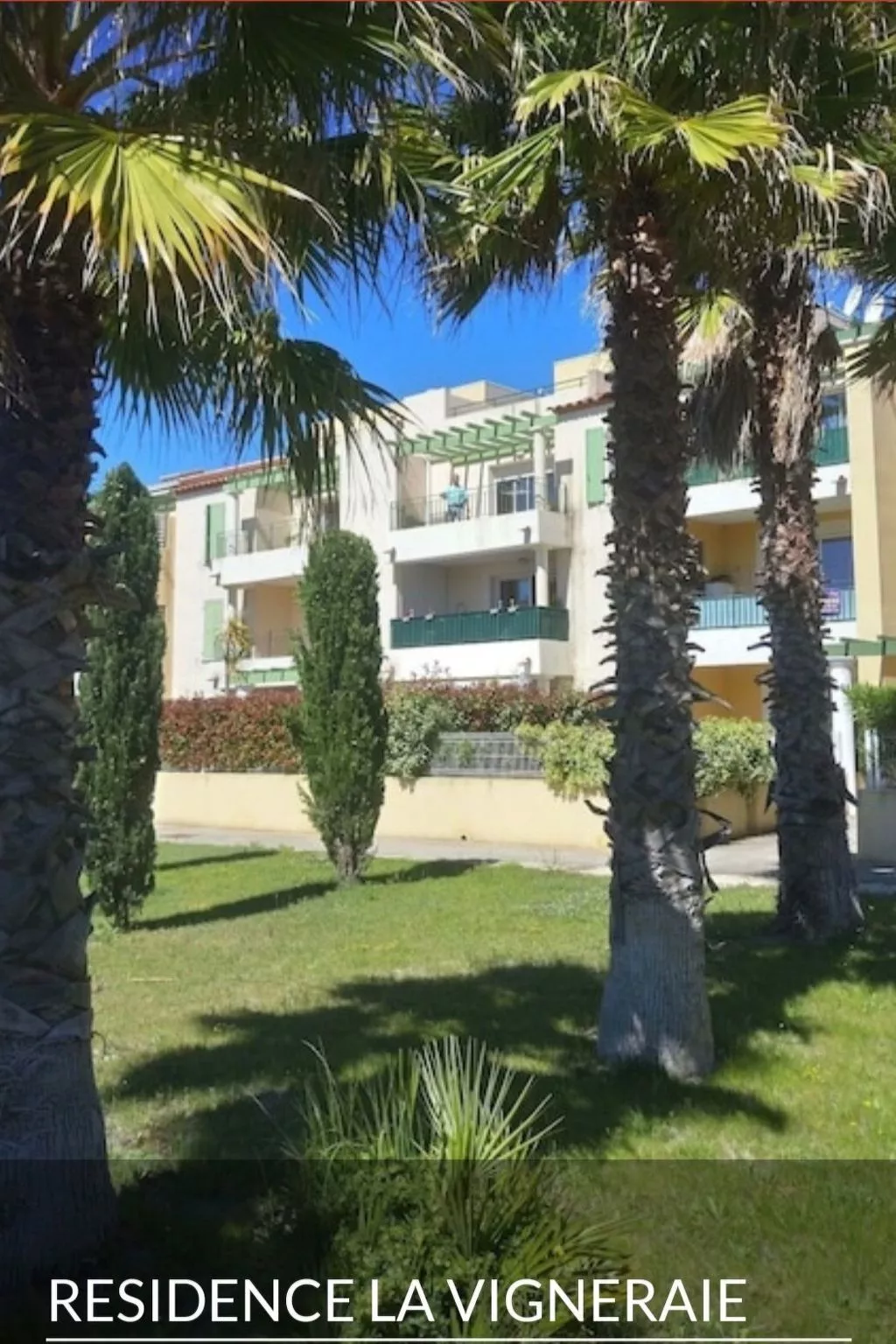 "La Vigneraie 2" (Weinberg)-Image-tags.info