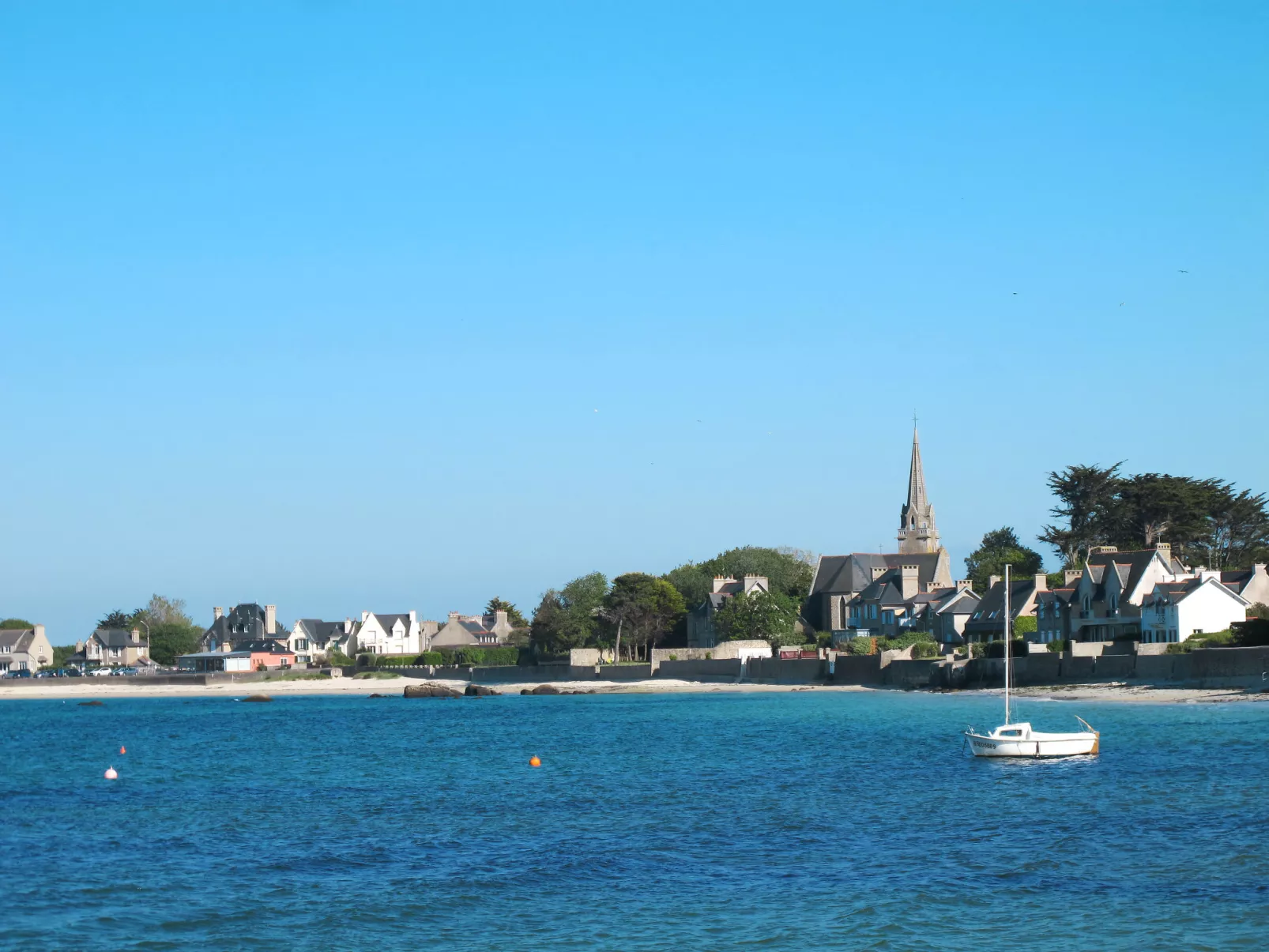 50 ml vom Meer entfernt. Plouneour Trez-Omgeving