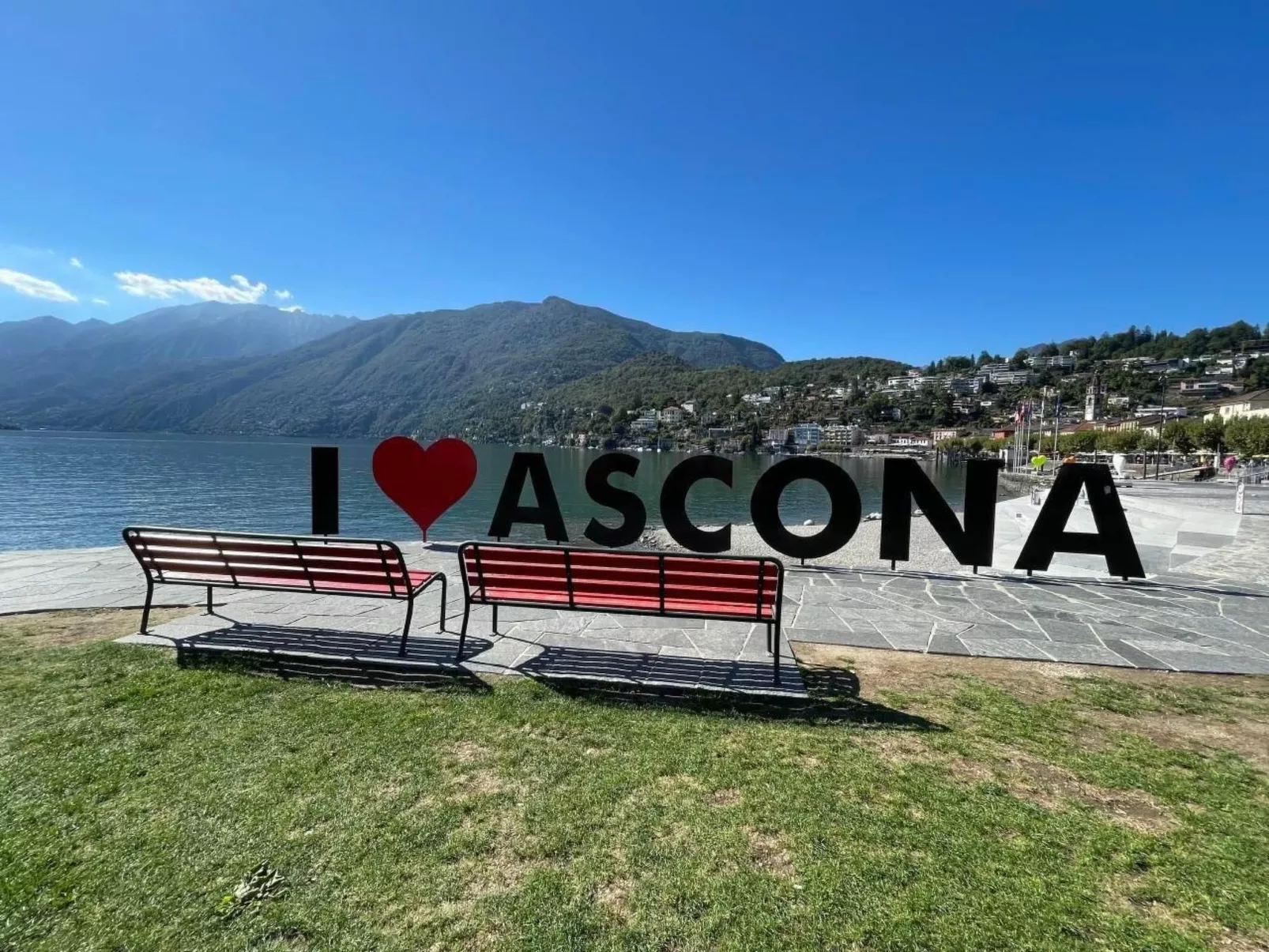 Ascona Nostrana 2-Buiten