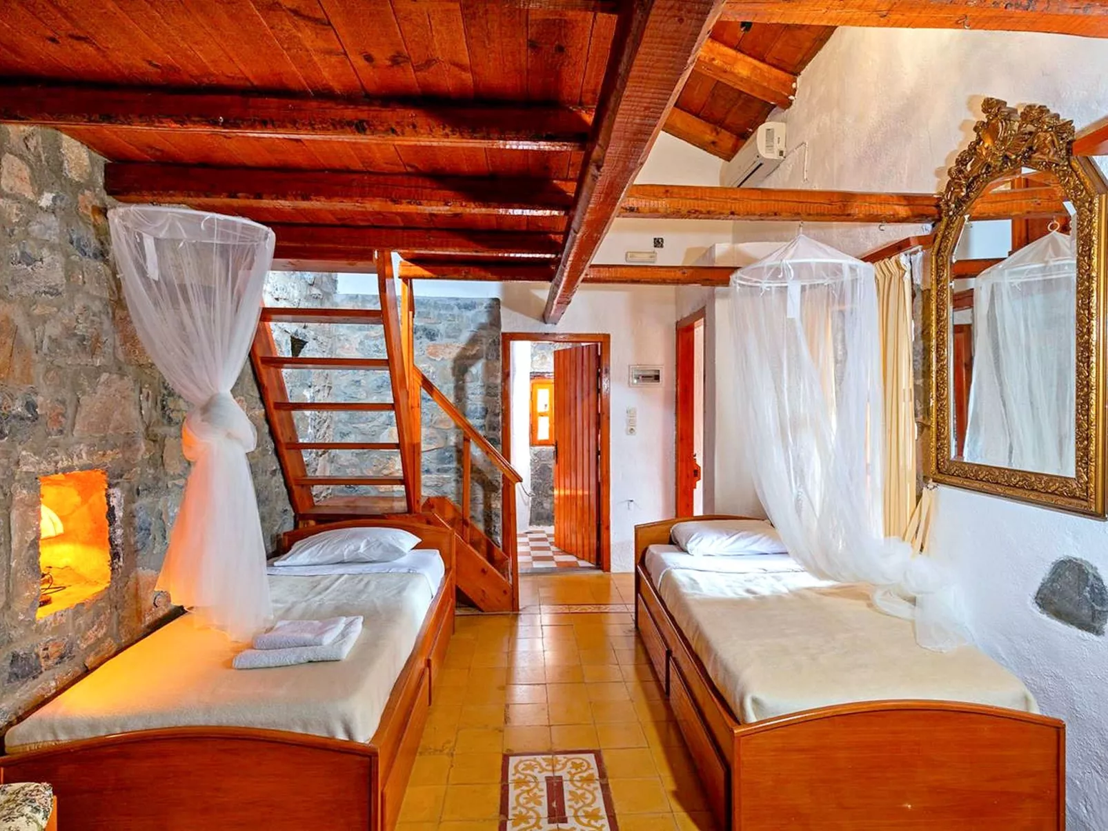 Penelope in Mavrikiano-Binnen