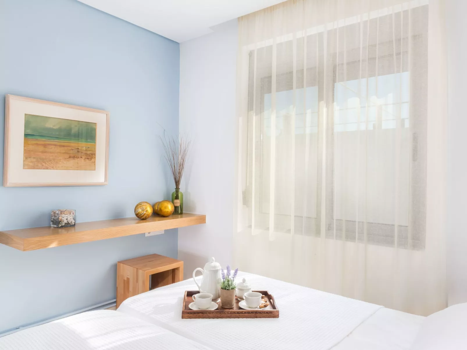 "Thea Thalassa" mit eigenem Pool-Binnen