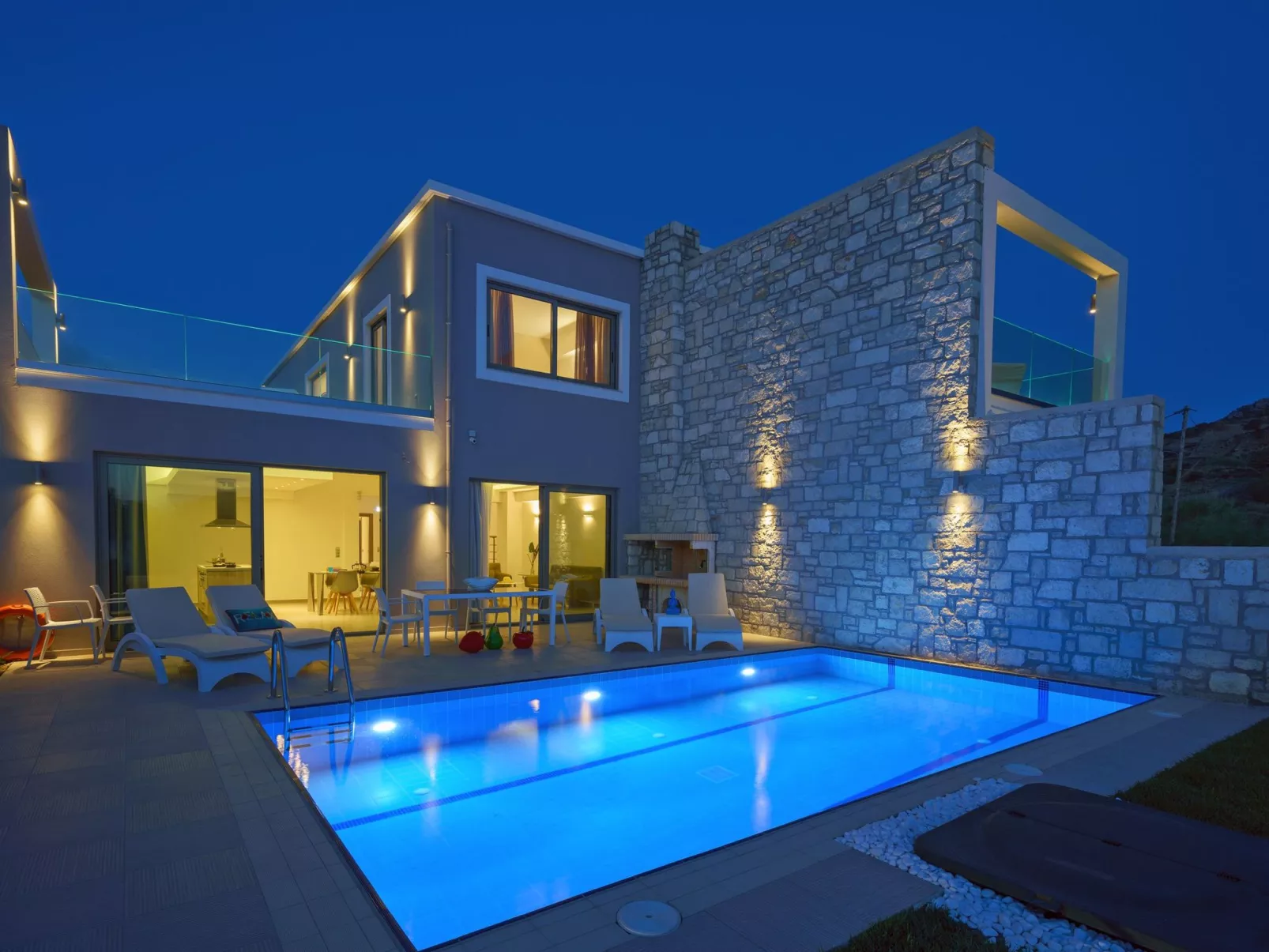 Villa am Strand mit Pool BBQ Spaziergang zu Annehmlichkeiten-Buiten