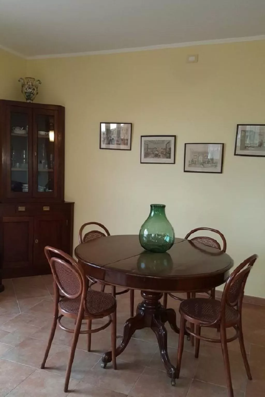 Mit Wasserblick-Binnen