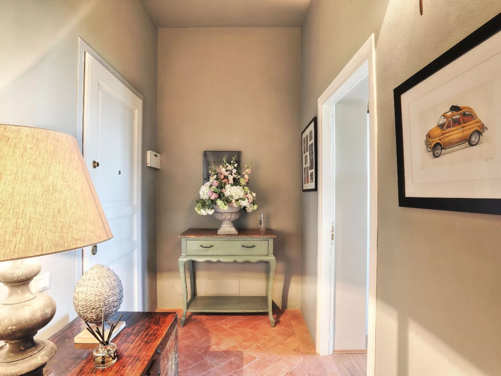 Wohnung La Loggia-Binnen