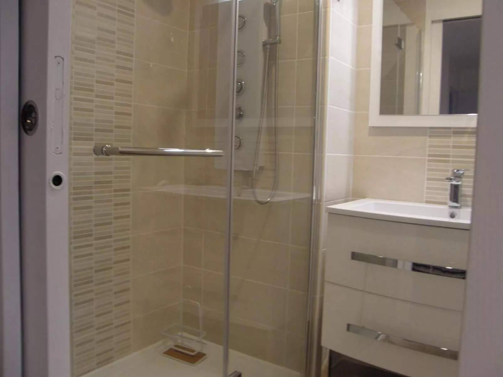 "Tromeal Lasalle" blick auf das Meer. Mit 4 Sternen klassifiziert-Binnen