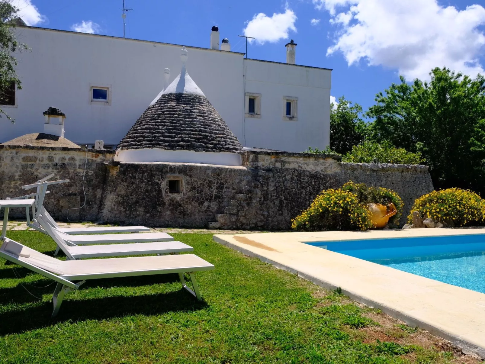 Trullo auf dem Lande in Ostuni mit privatem Pool-Binnen
