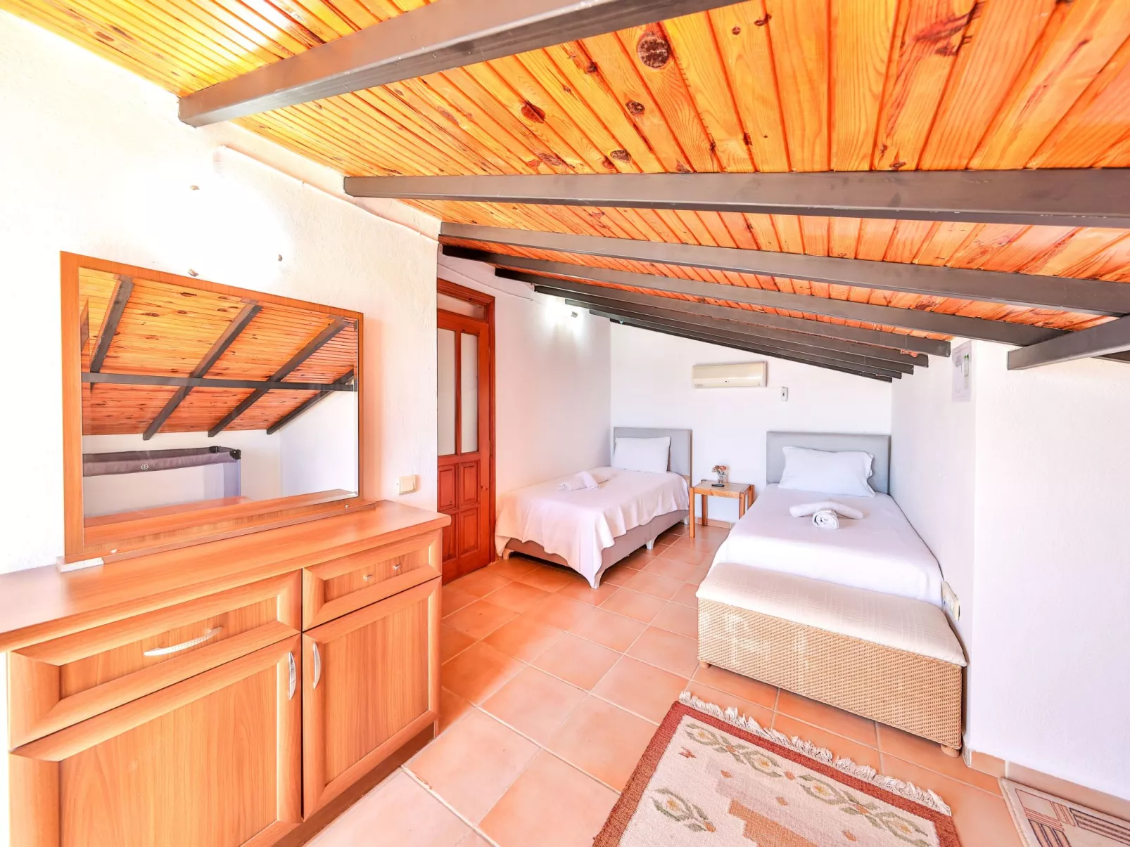 Villa mit Meerblick und privatem Pool-Image-tags.info