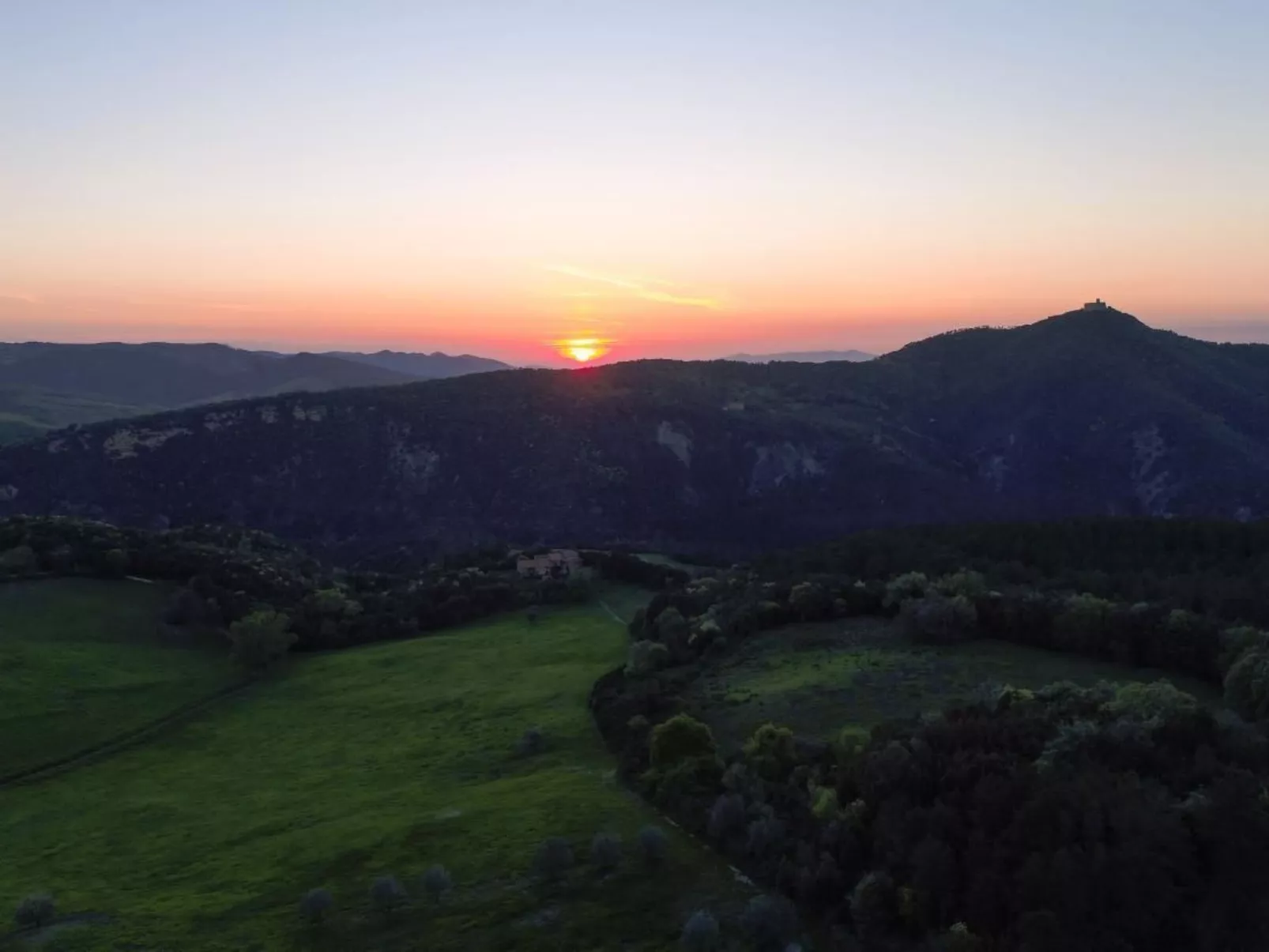 Anwesen "Toskanische Villa" mit privatem Pool-Binnen