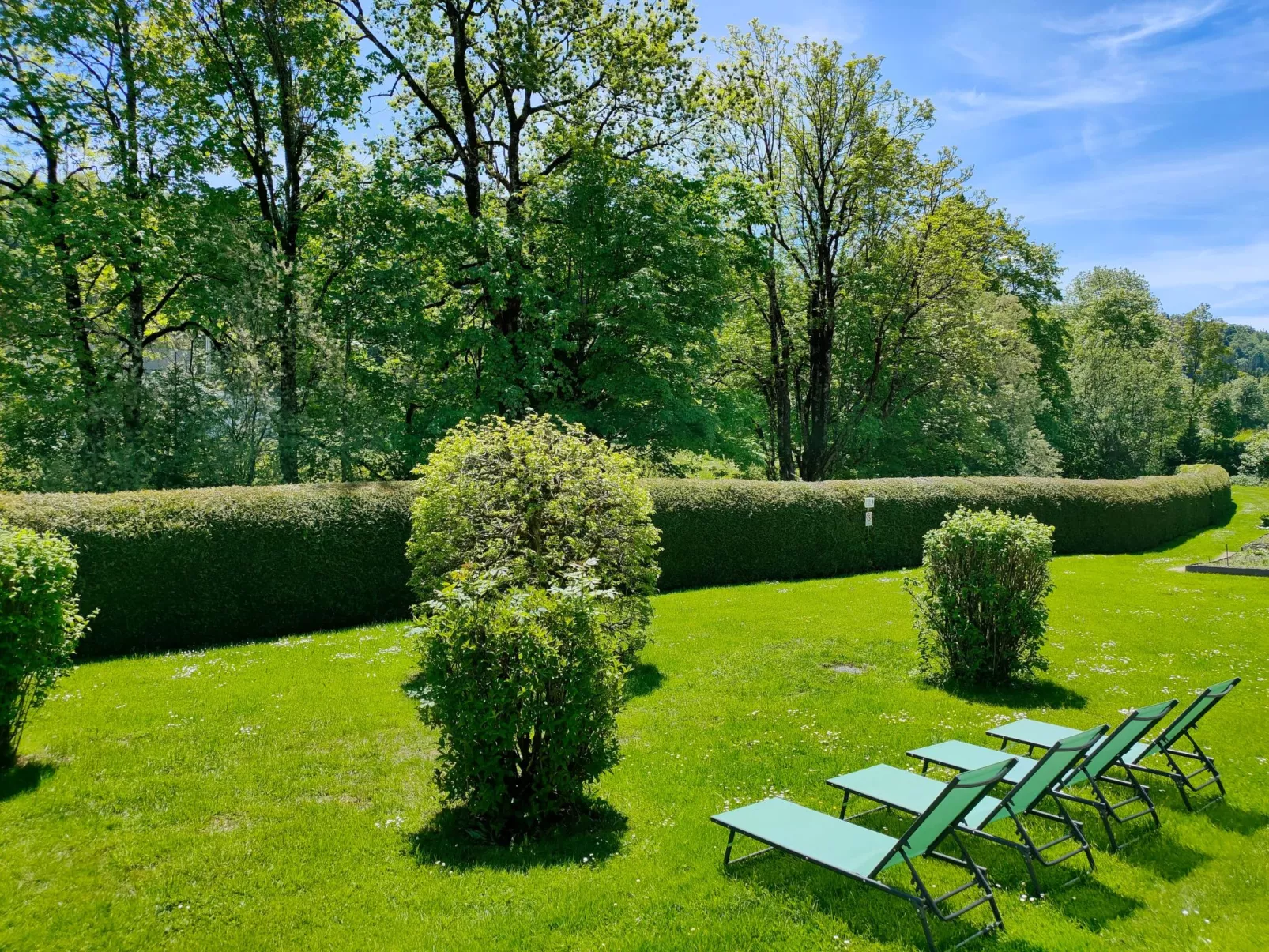 Gite Lys Montagnes du Jura mit Spa Sauna Fluss-Binnen