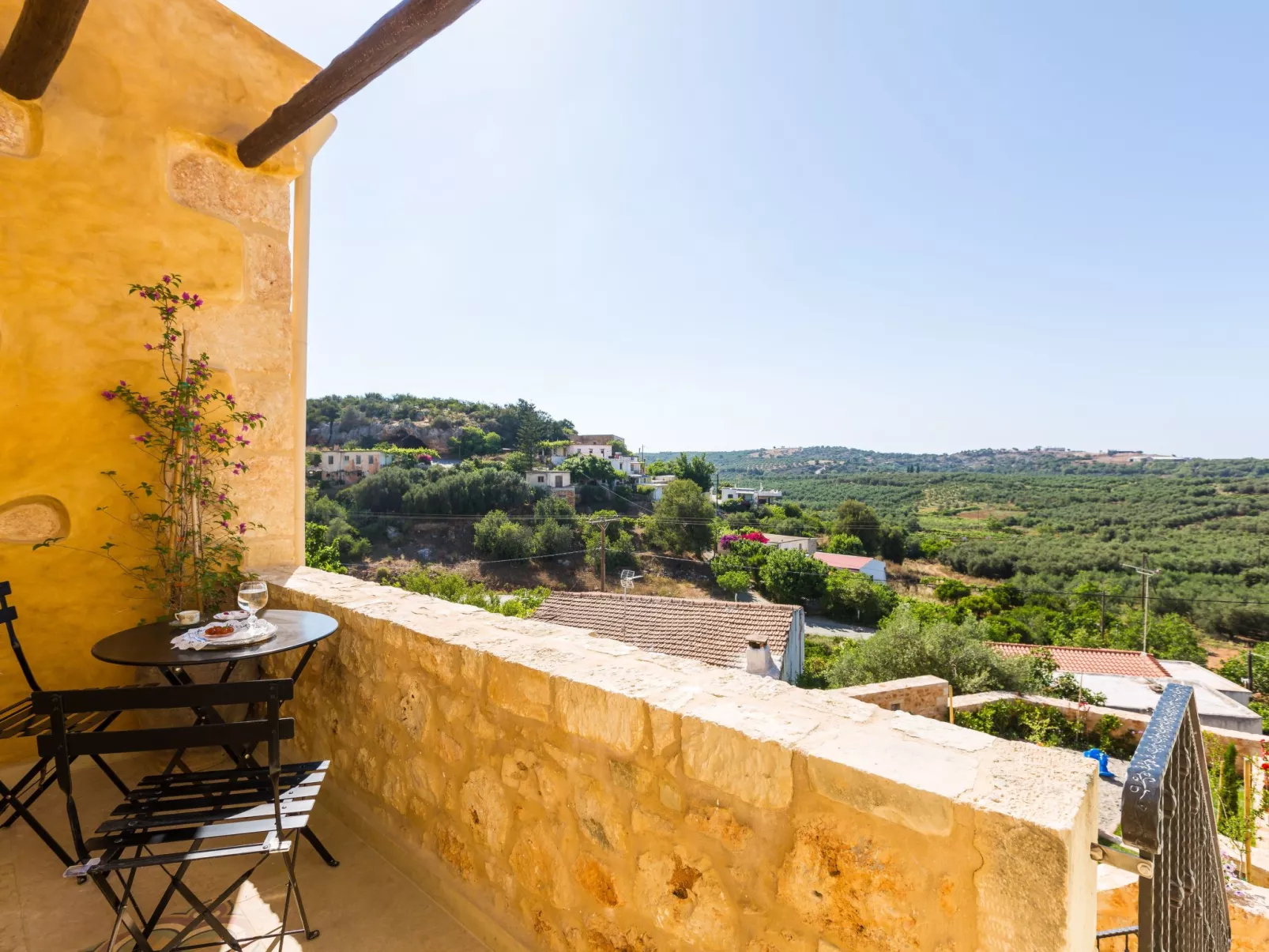 Freistehendes Ferienhaus mit großem Pool-Binnen