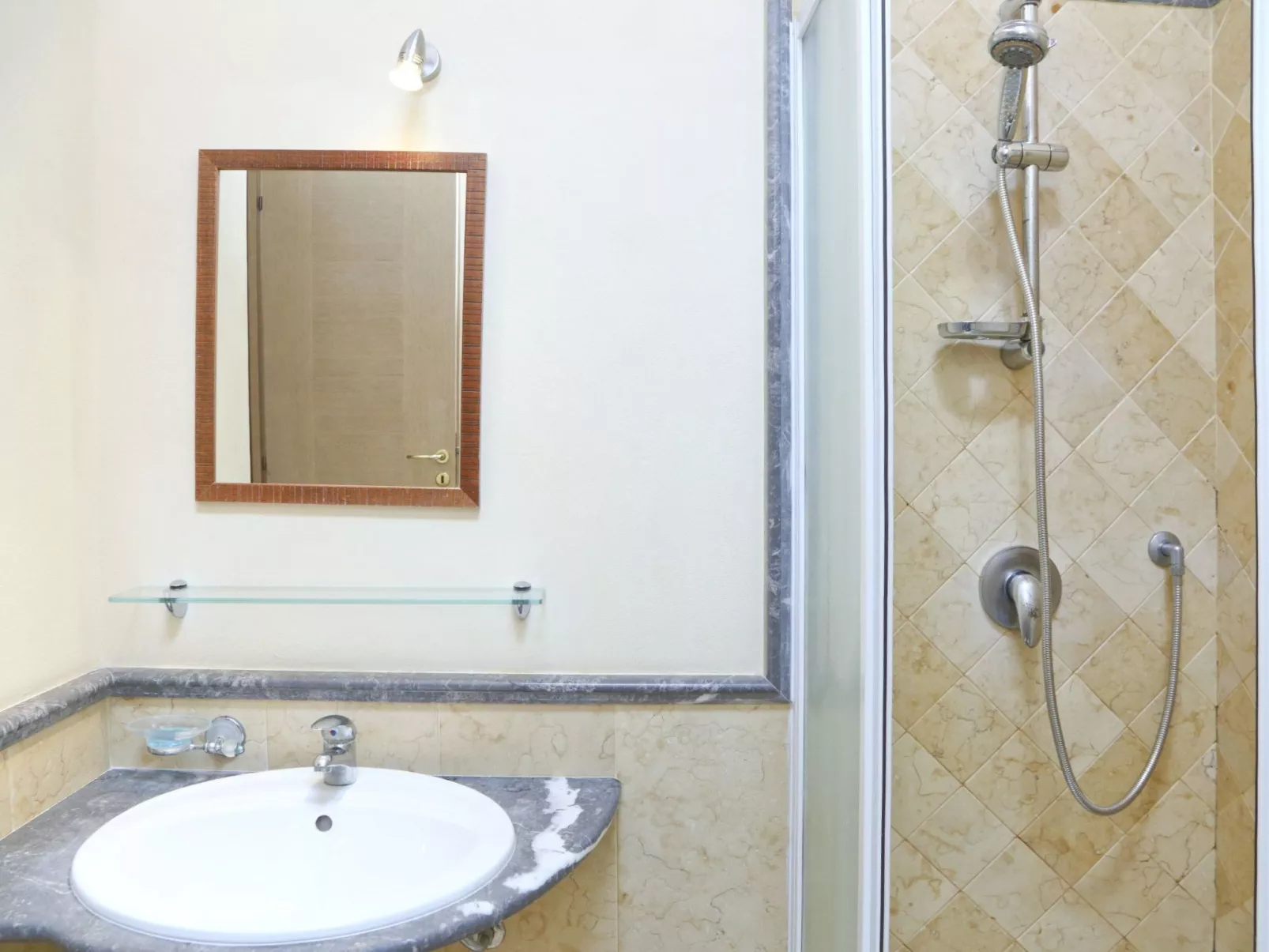 Balcone Mediterraneo B-Binnen