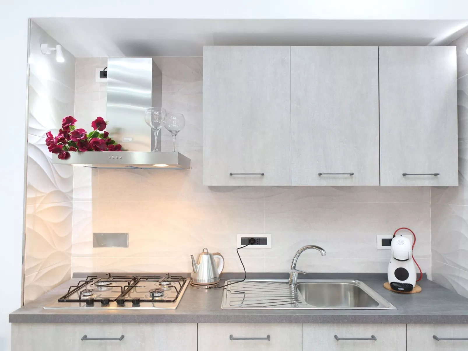 La Rosa del Deserto B-Binnen