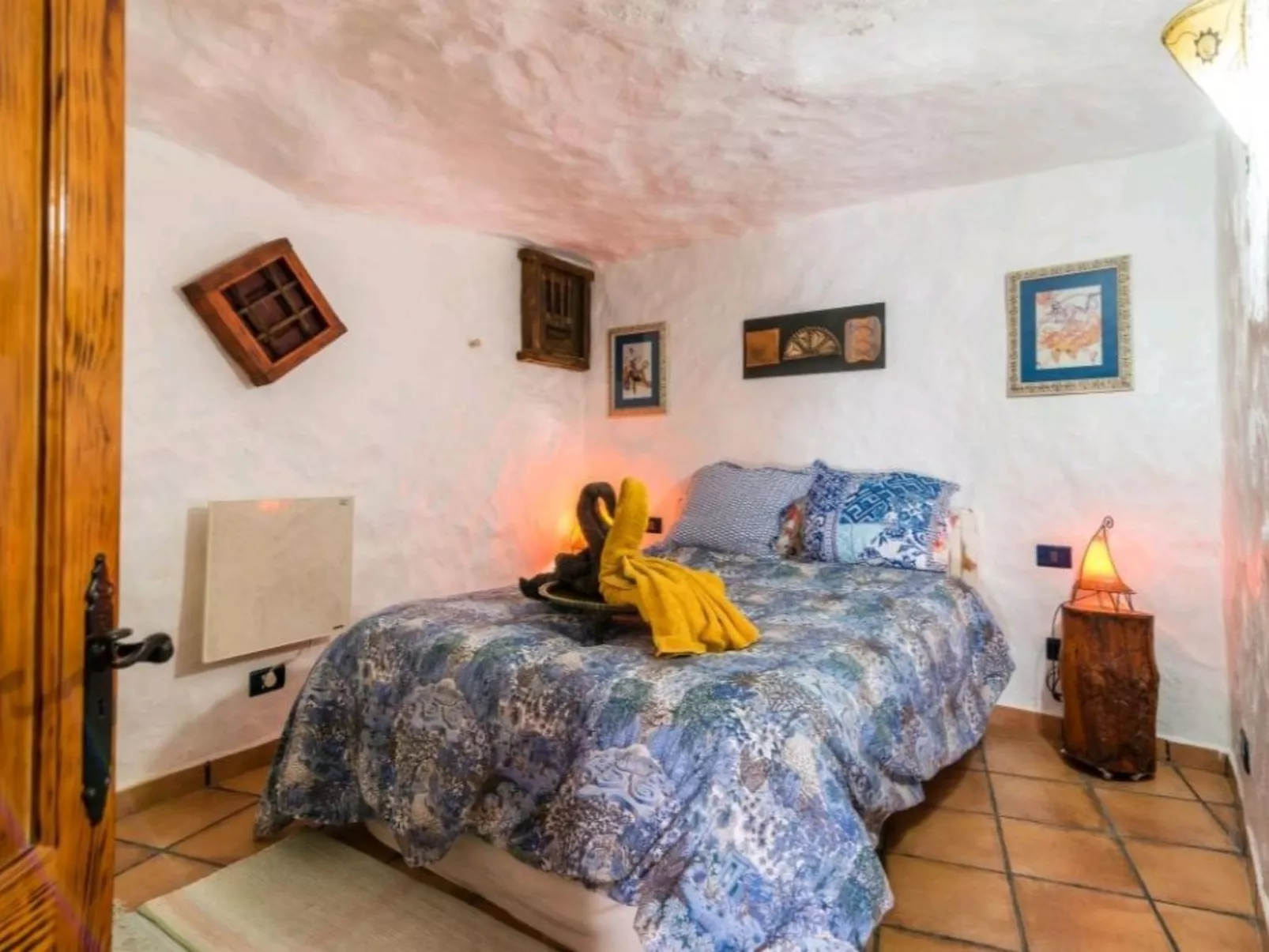 Höhlenhaus der Stille-Binnen