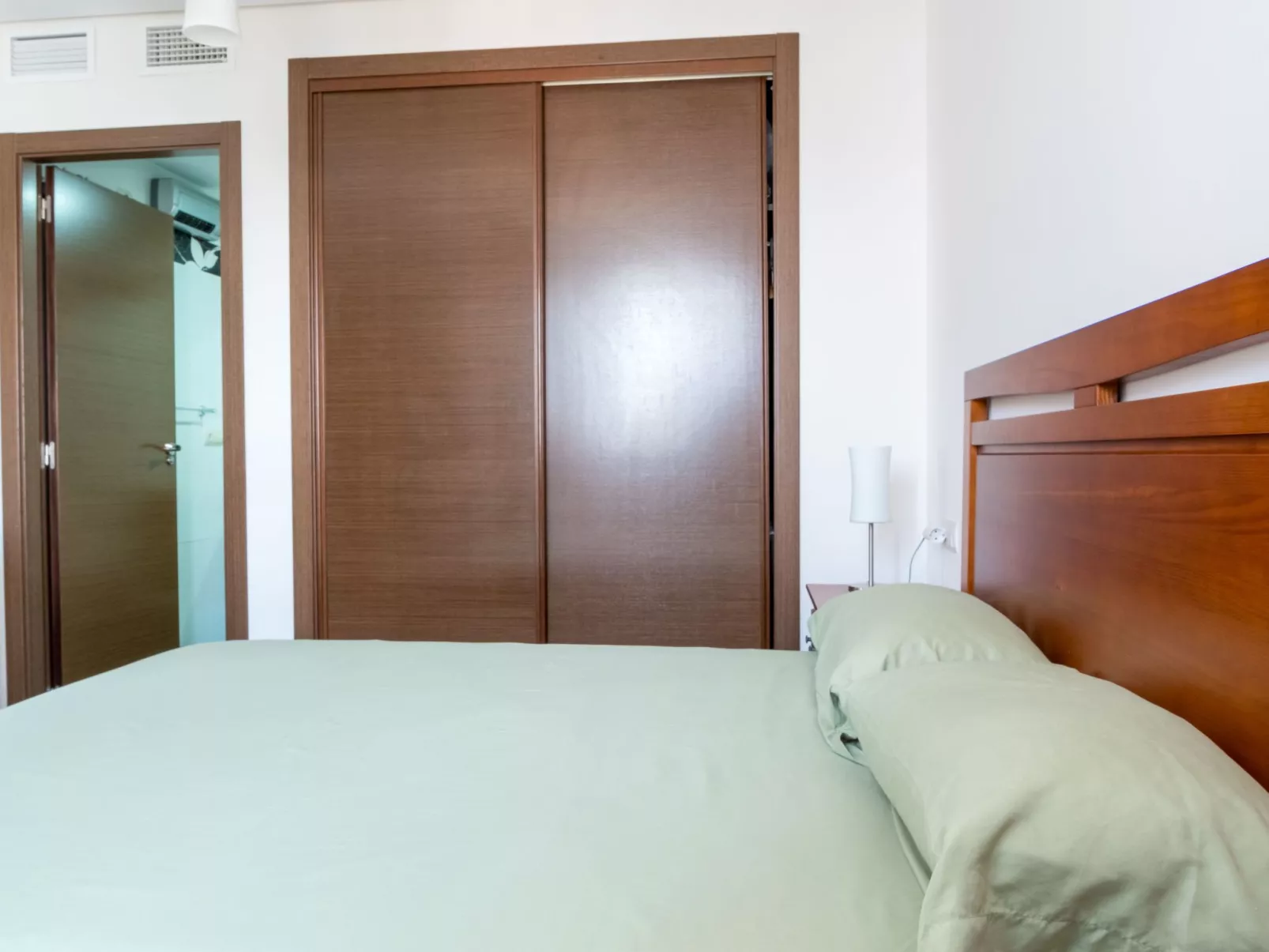 Entspannungs- und Aktivitätsumgebung - E-Ladegerät-Binnen