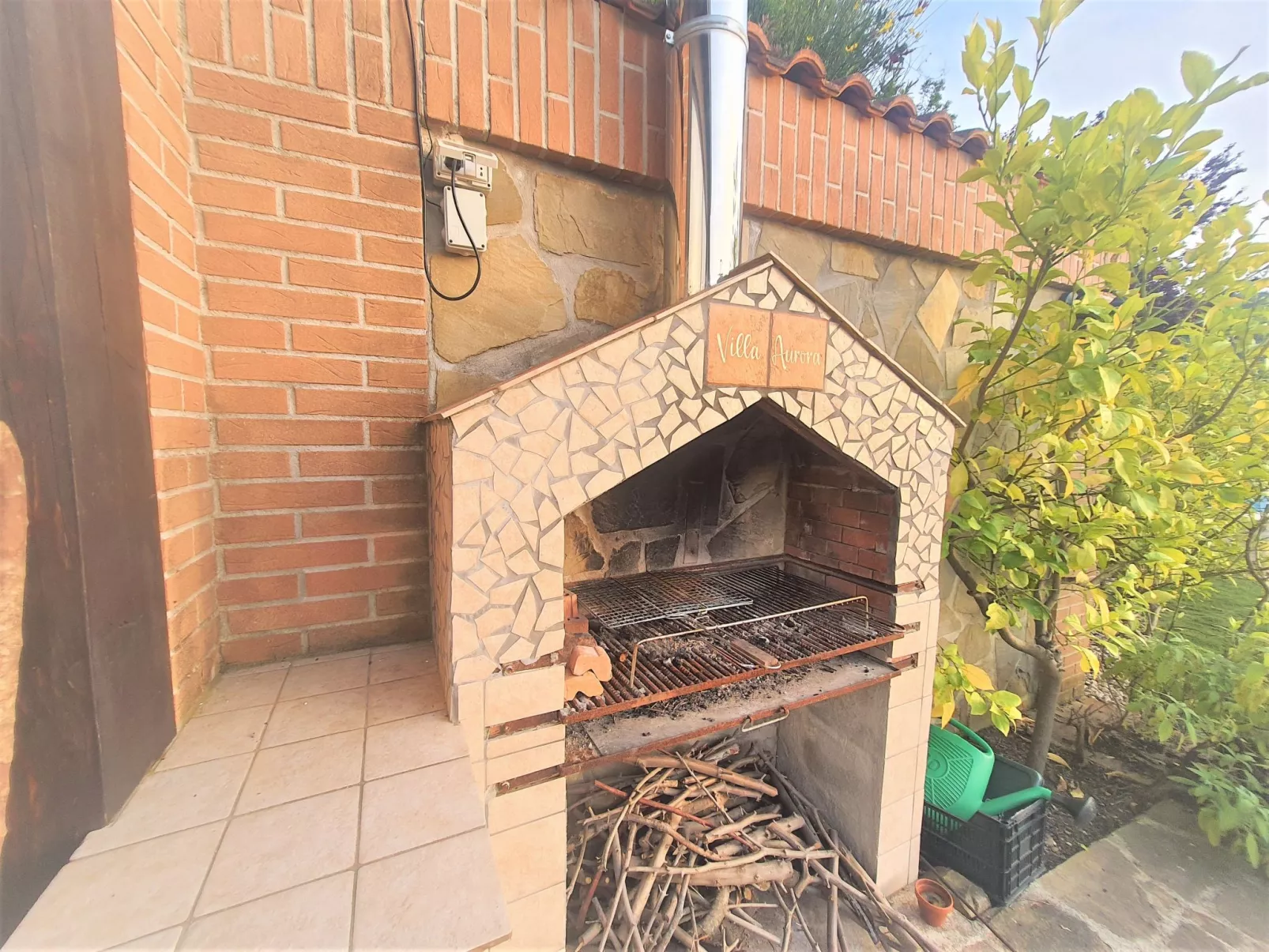 Mit Aussicht und Pool-Binnen