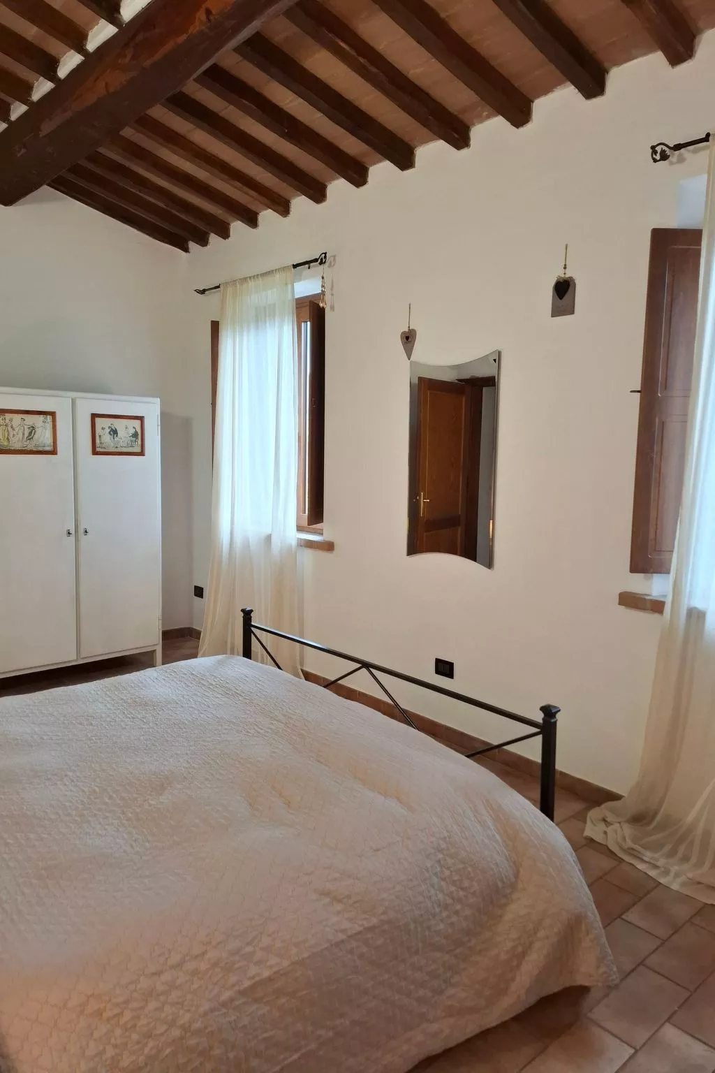 Bauernhauswohnung mit großer Terrasse-Binnen