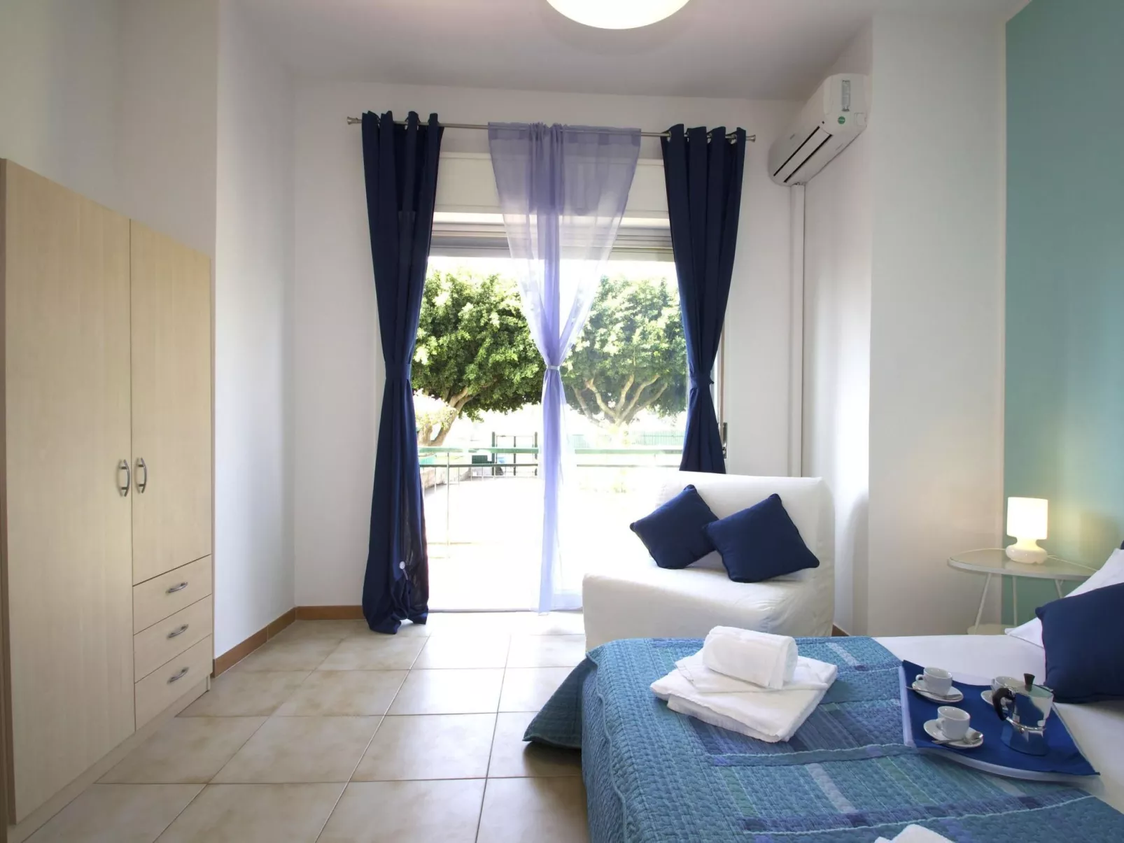 Taormina Studio 001-Binnen