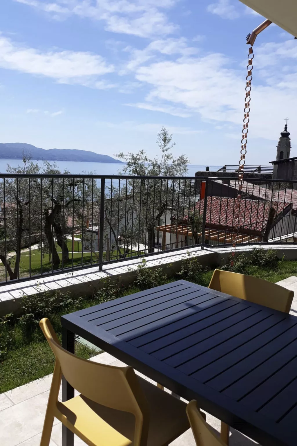 Anwesen "Dany" mit Blick aufs Wasser-Buiten