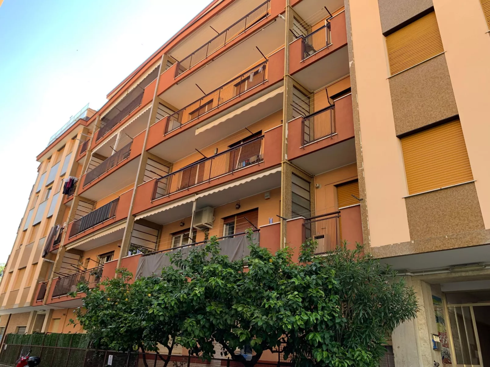 Wohnung 'Sonnenblume' mit Balkon-Buiten