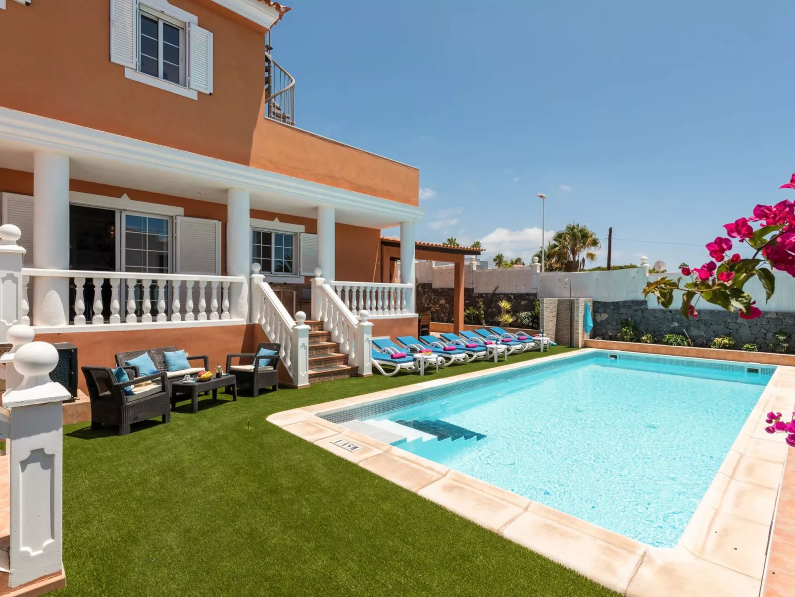 Villa Naranja mit beheiztem Pool und Meerblick-Binnen